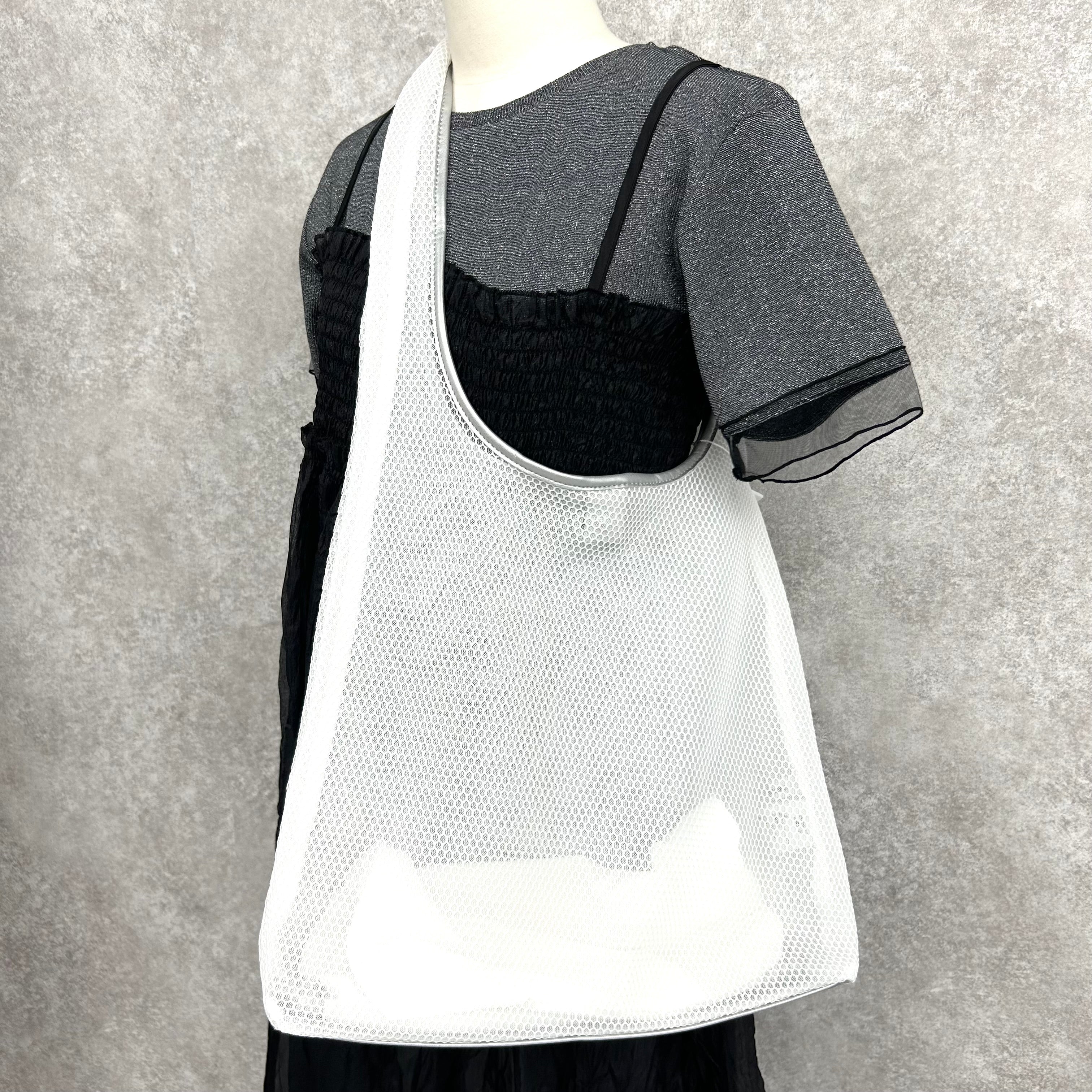 【開始5分セール🉐】巾着付きメッシュBAG -オフシロ- ※8/27〜9/2より順次発送