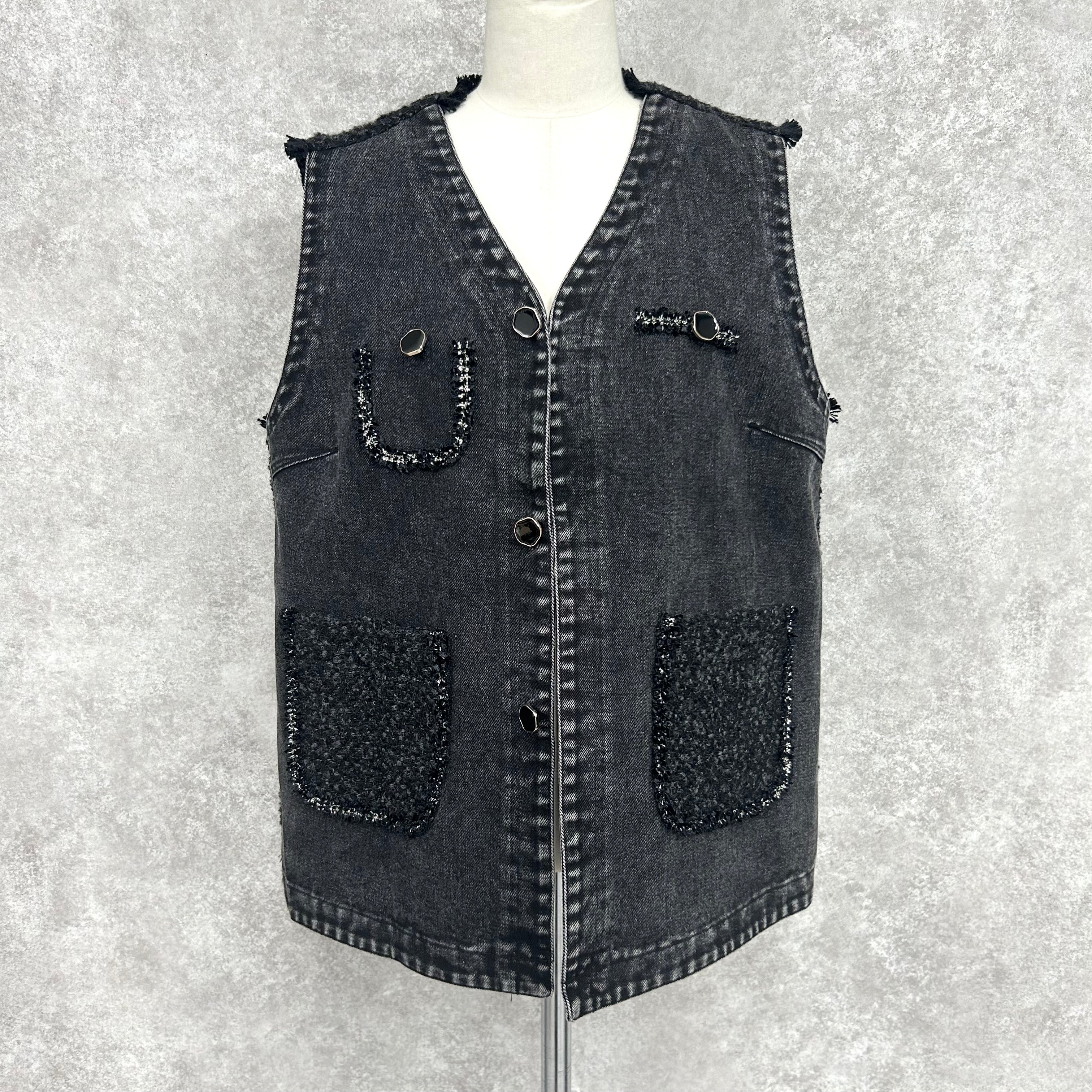【予約】デニムツイードベスト -ブラック×ブラック- ※ハンガー納品 ※1月上旬〜中旬頃より順次発送予定
