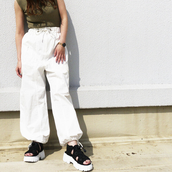 ゴムレースアップスポーツサンダル -ブラック/ホワイト- ※7/2~7/8迄に順次発送予定