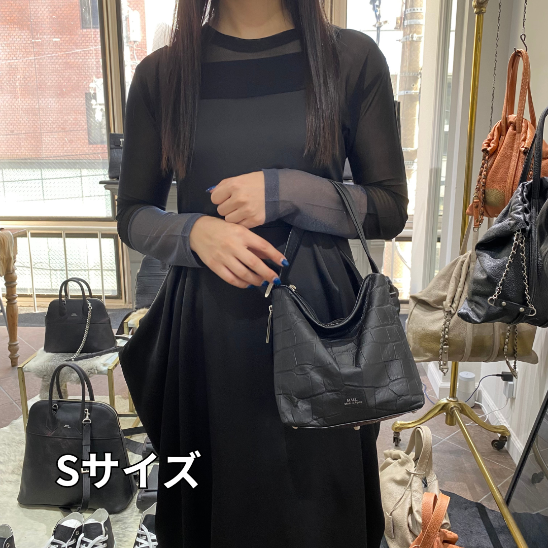 ⚠️予約【M.U.L.】ドロップ 2way クロコダイル型押し -グレージュ- ※R7. 6月末納品予定