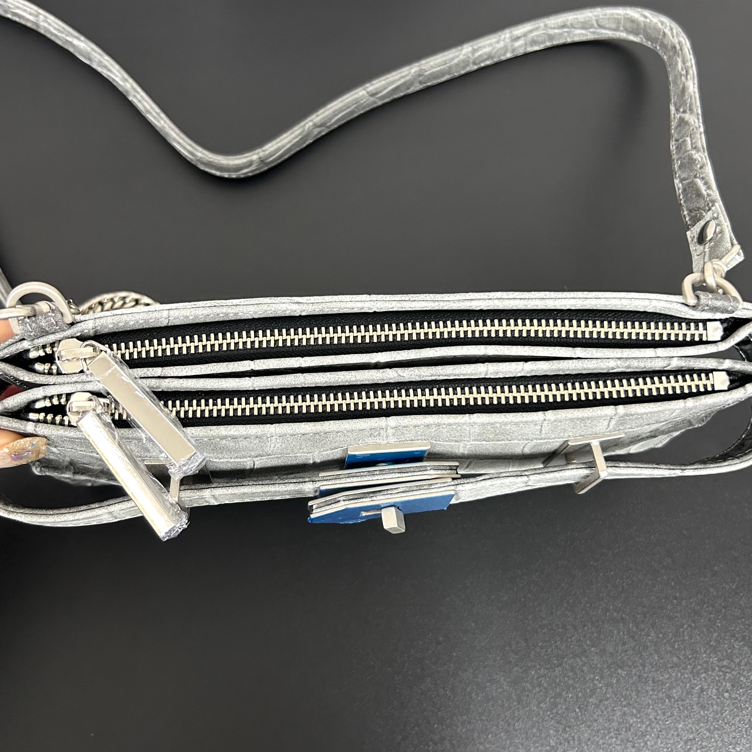 【MUL105】レイヤードウォレットショルダー ホワイトヌバック汚し加工 クロコダイル型押し ※1週間前後より事務所から発送予定
