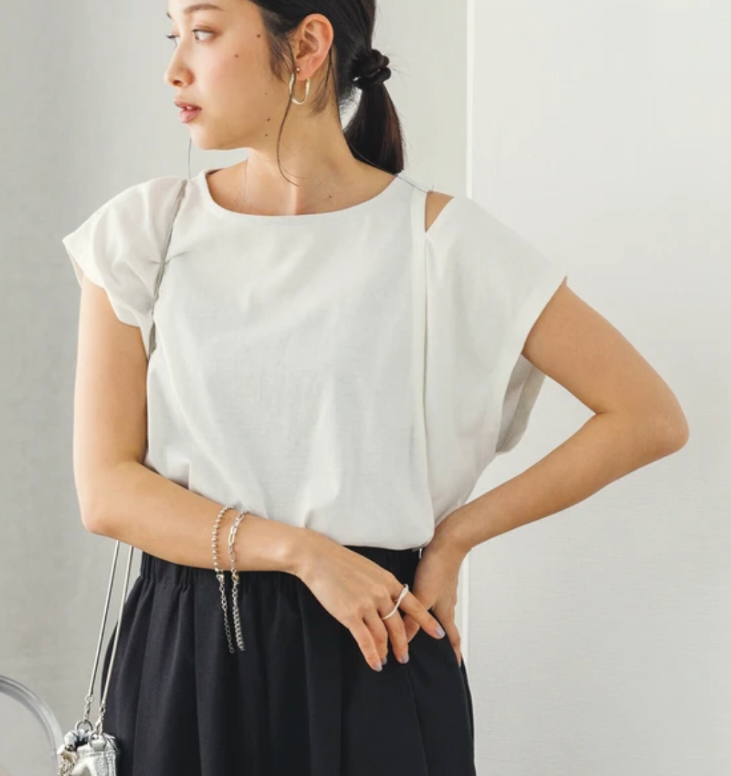 【hunch】USAコットンOE天竺 デザインショルダースリーブレストップス -オフホワイト- ※3月26日~4月1日迄に順次発送予定