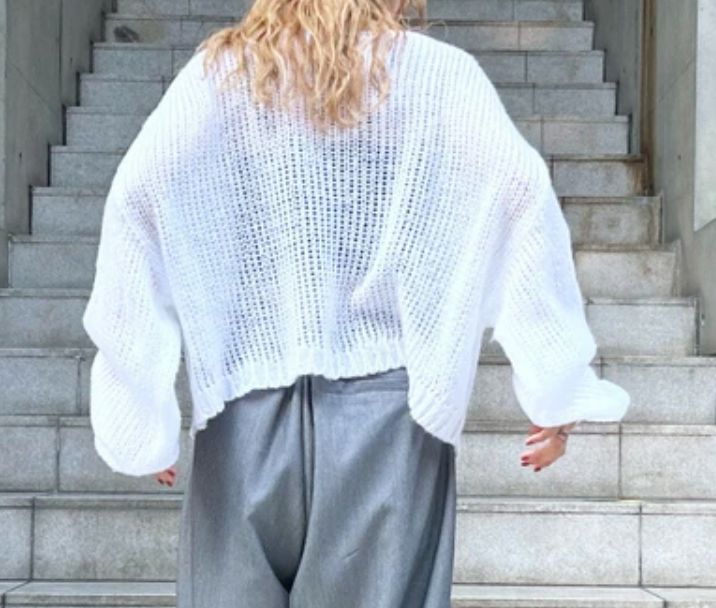 透かし編みショート丈ニットプルオーバー アイボリー ※4/9~15迄に順次発送予定