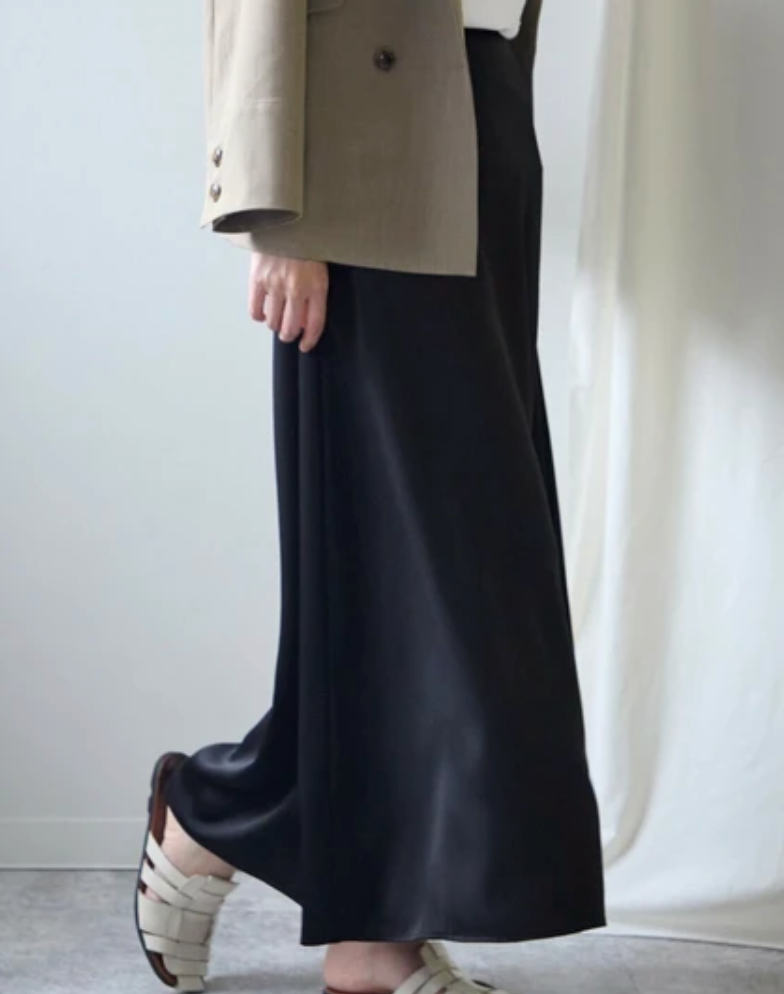 サテンナロースカート -ブラック- ※4/9~15迄に順次発送予定