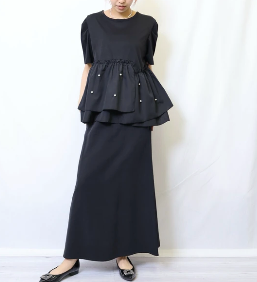 パール付きトップス -ブラック- ※5/28〜6/3頃より順次配送予定