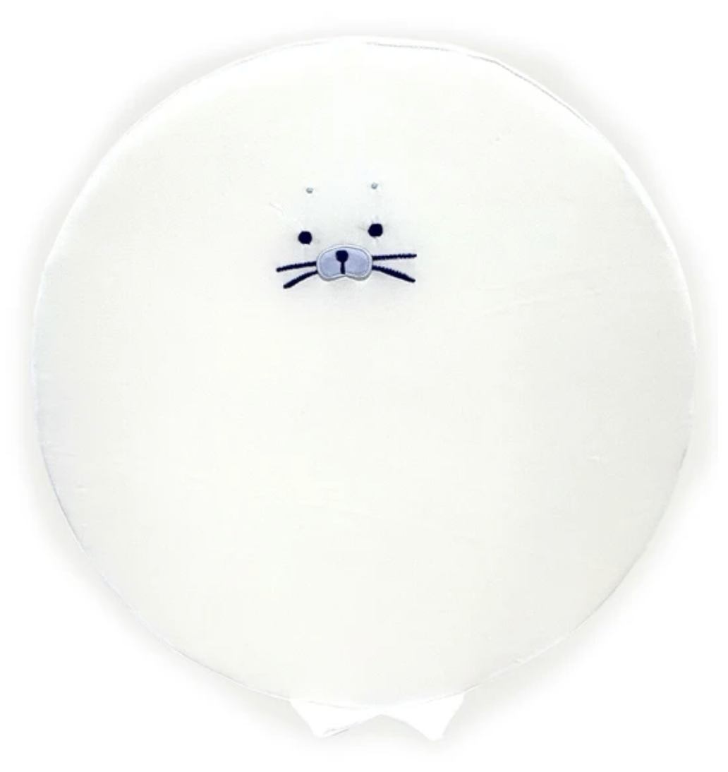 接触冷感ひんやりシートクッション アザラシ ※7/16~7/22迄に順次発送予定