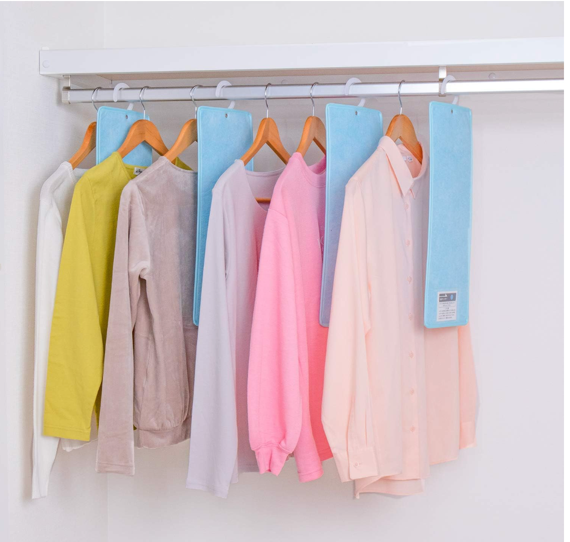 ドライ&ドライ 吸湿防ダニ吊り下げ除湿シート 4枚組 ※7/16〜22迄に順次発送予定