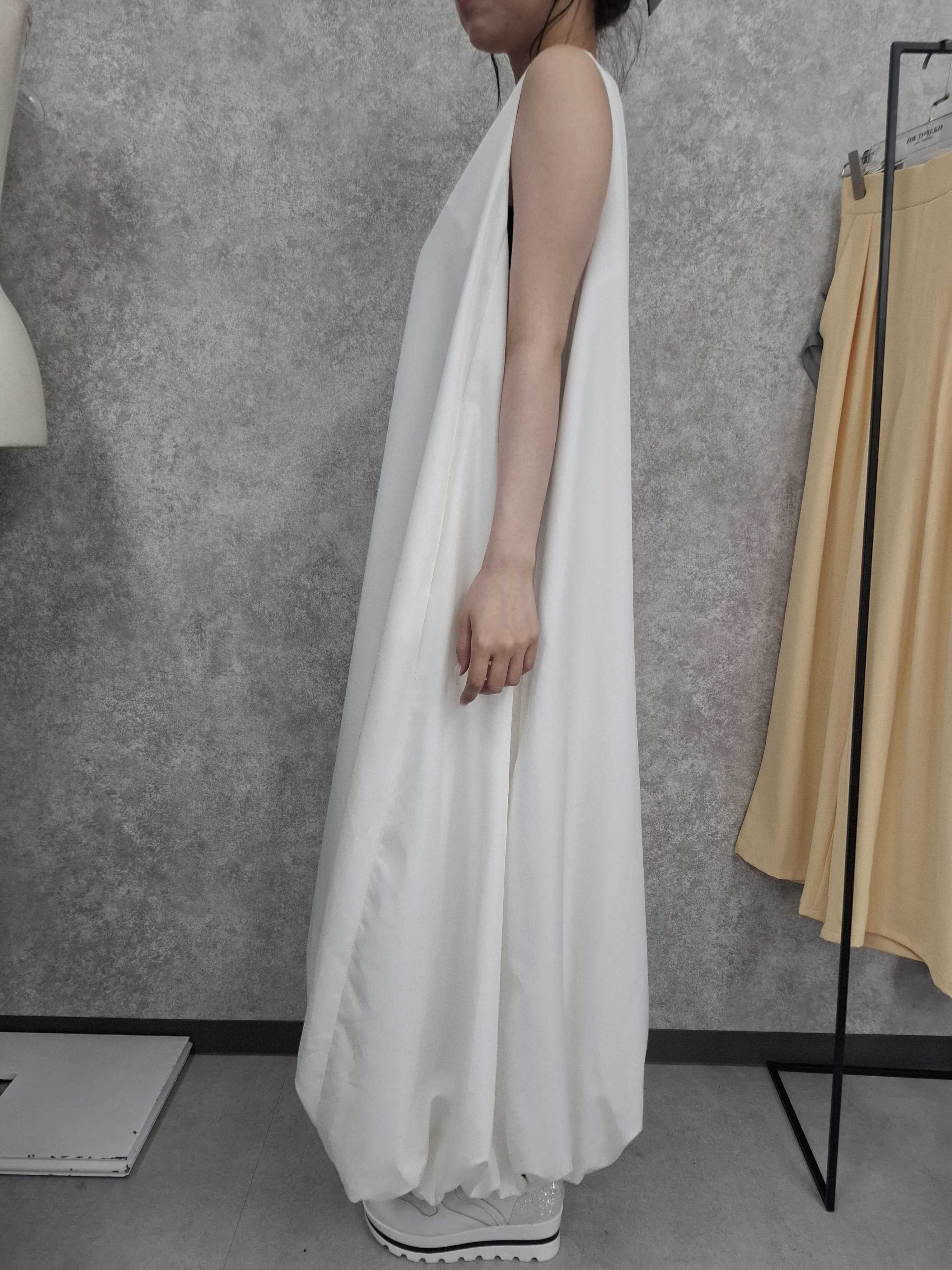 裾配色ノースリーブワンピース ※5/28〜6/3頃より頃順次配送