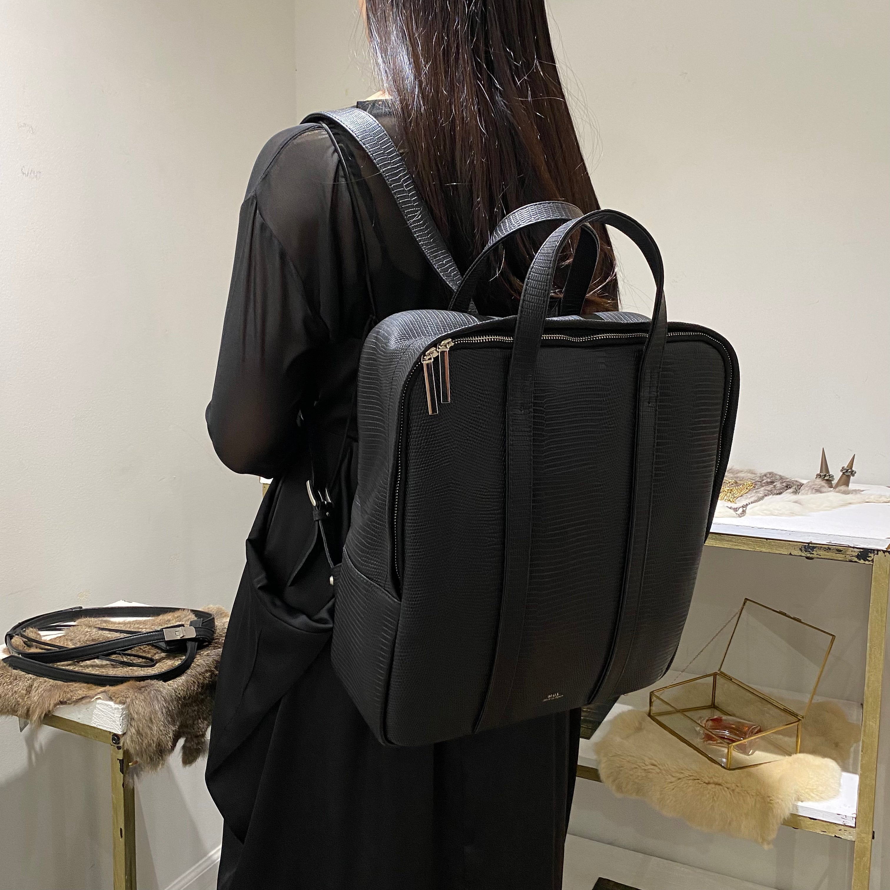 ⚠️予約【M.U.L.】ミニマルバックパック -ブラック- ※R7. 6月末納品予定