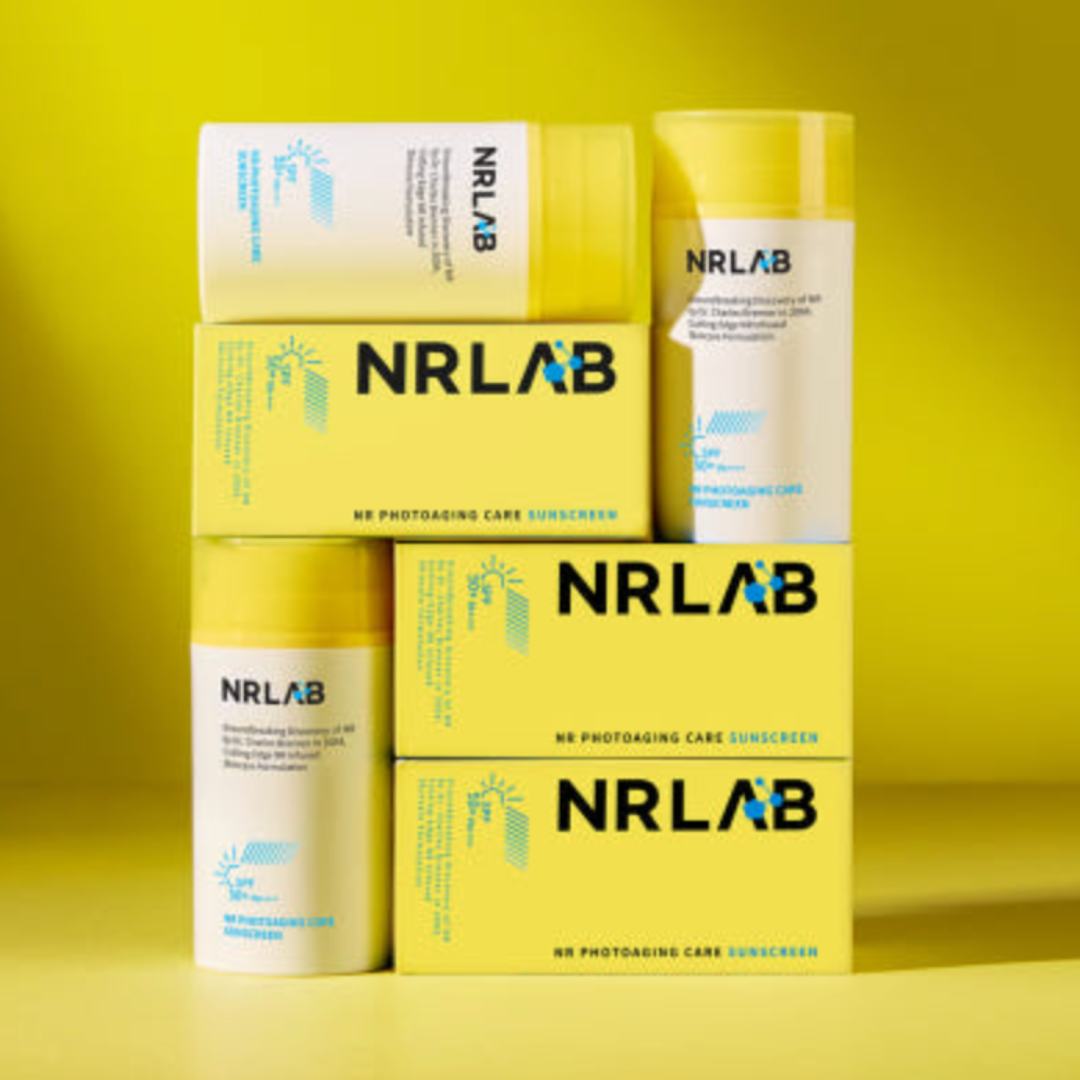 【NR NAD+ 配合】NRLab フォトエイジングケア 第3世代日焼け止め(80ml)+ スキンフォトエイジングケアブラシ ※7/8〜7/19迄に順次発送予定