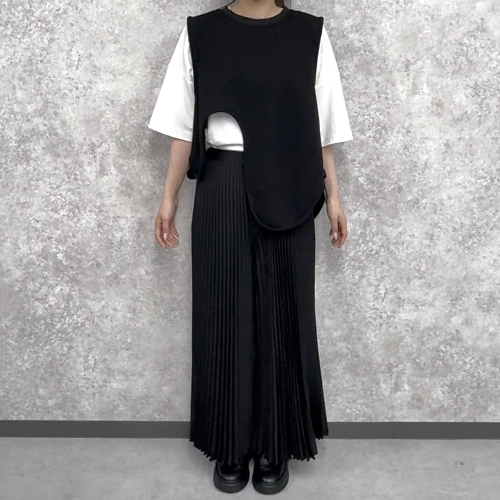 うねうねノースリーブトップス ※7/30〜8/5迄に順次発送予定