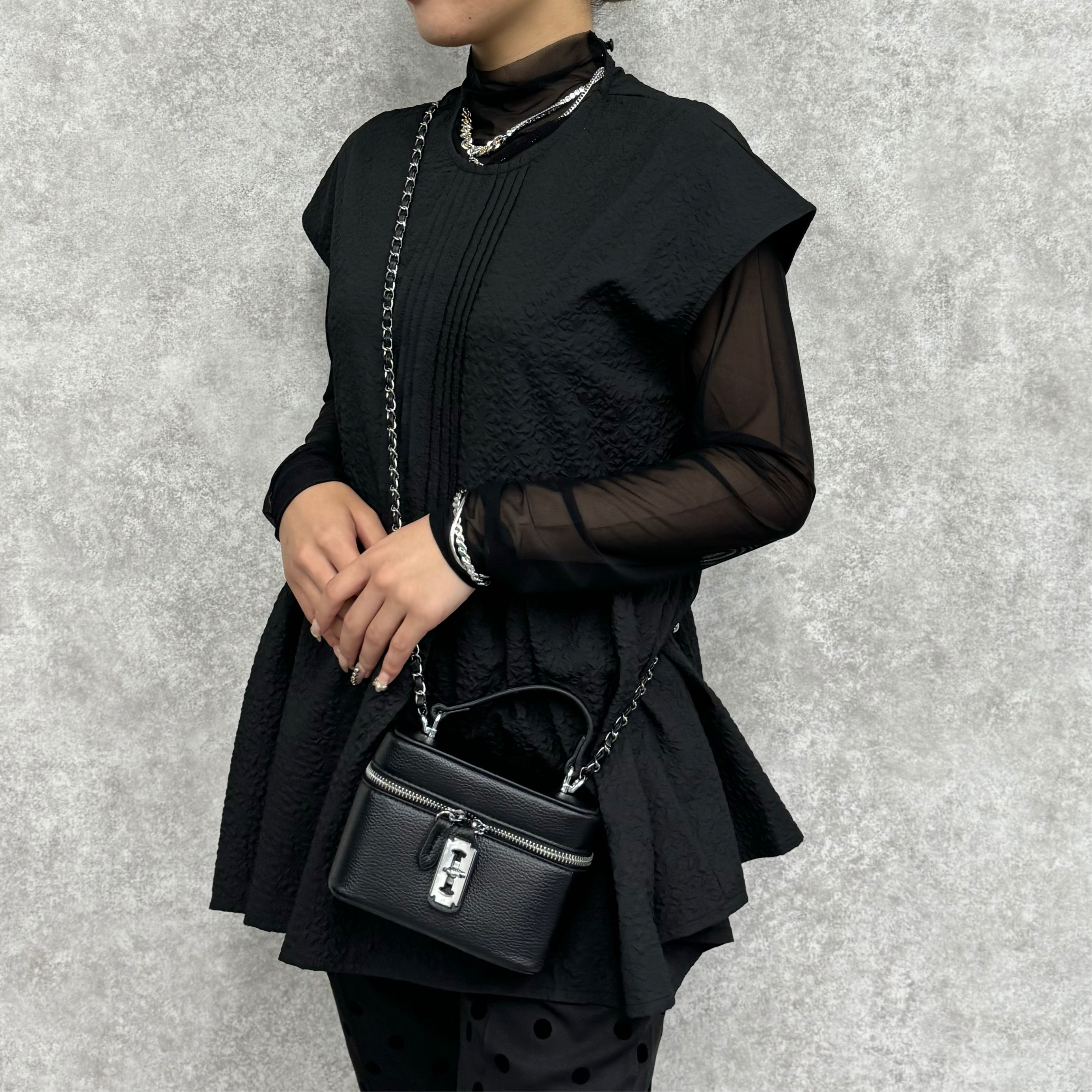 メッシュボトルネックロンT -ブラック- ※11/12~11/18頃より順次発送予定