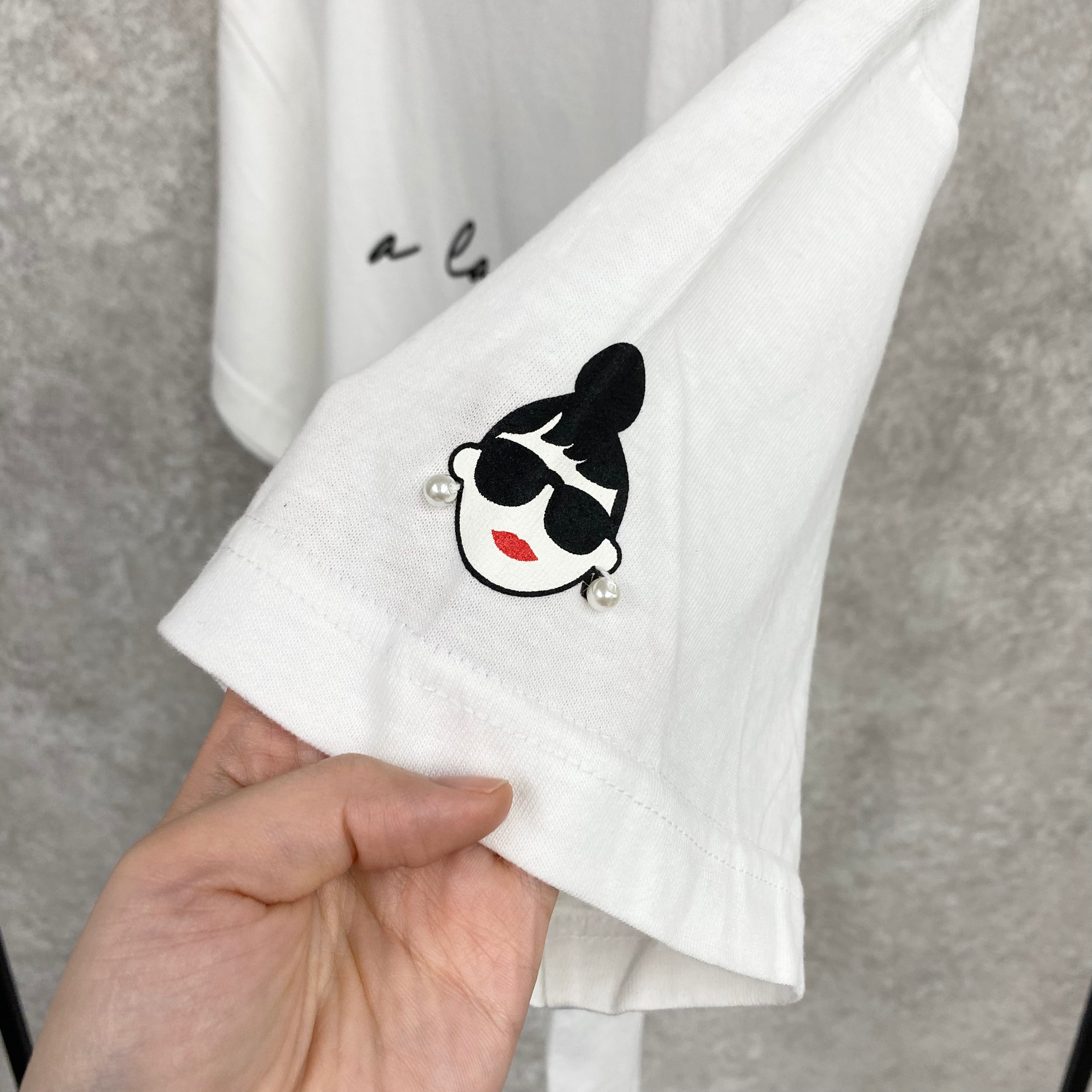 【HAPPYFACE】EMMAプリントTシャツ アラモード ホワイト Lサイズ ※5/14〜20頃より順次配送