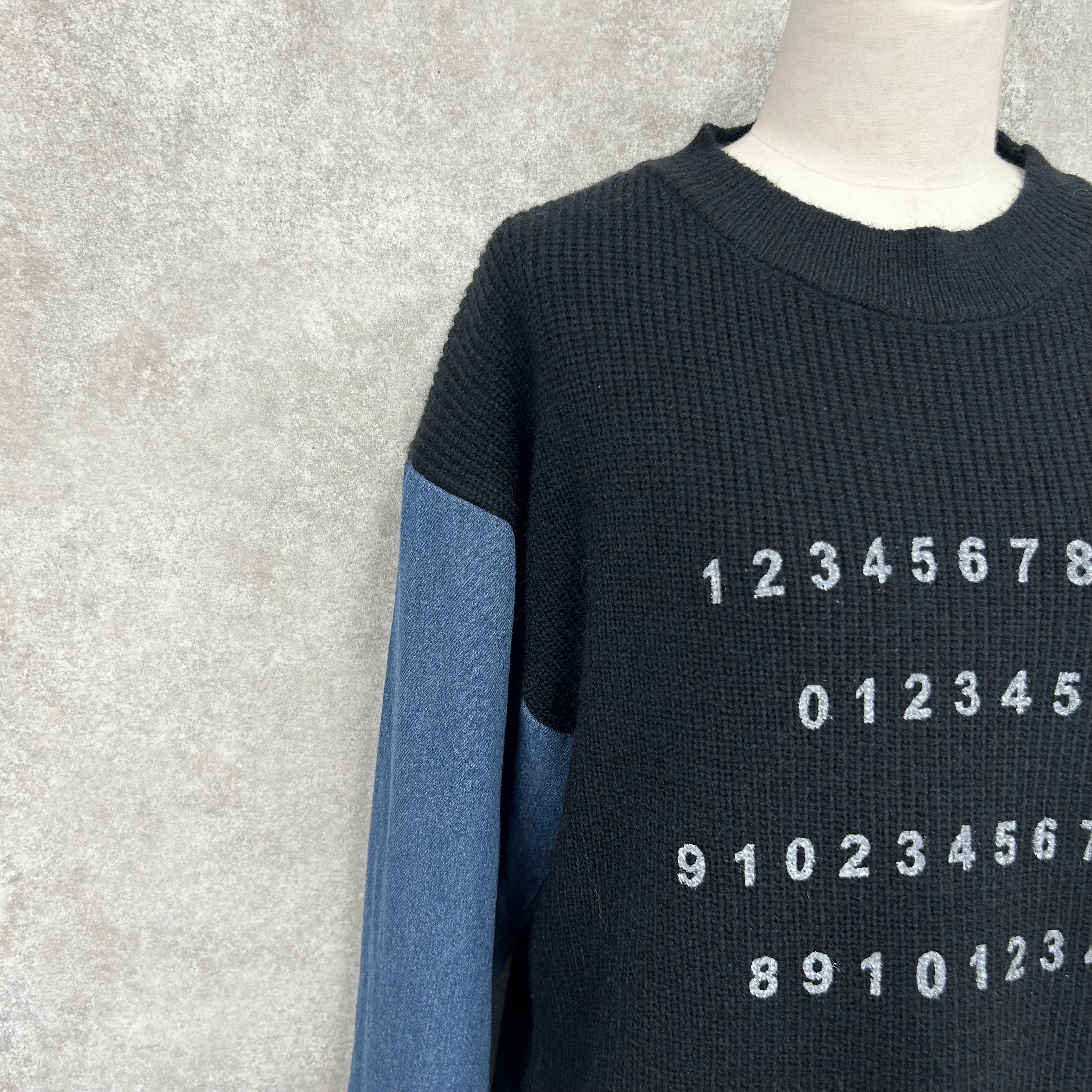 バイカラーロゴニット -ブラック- ※ハンガー納品 ※3/19〜25頃より順次発送予定
