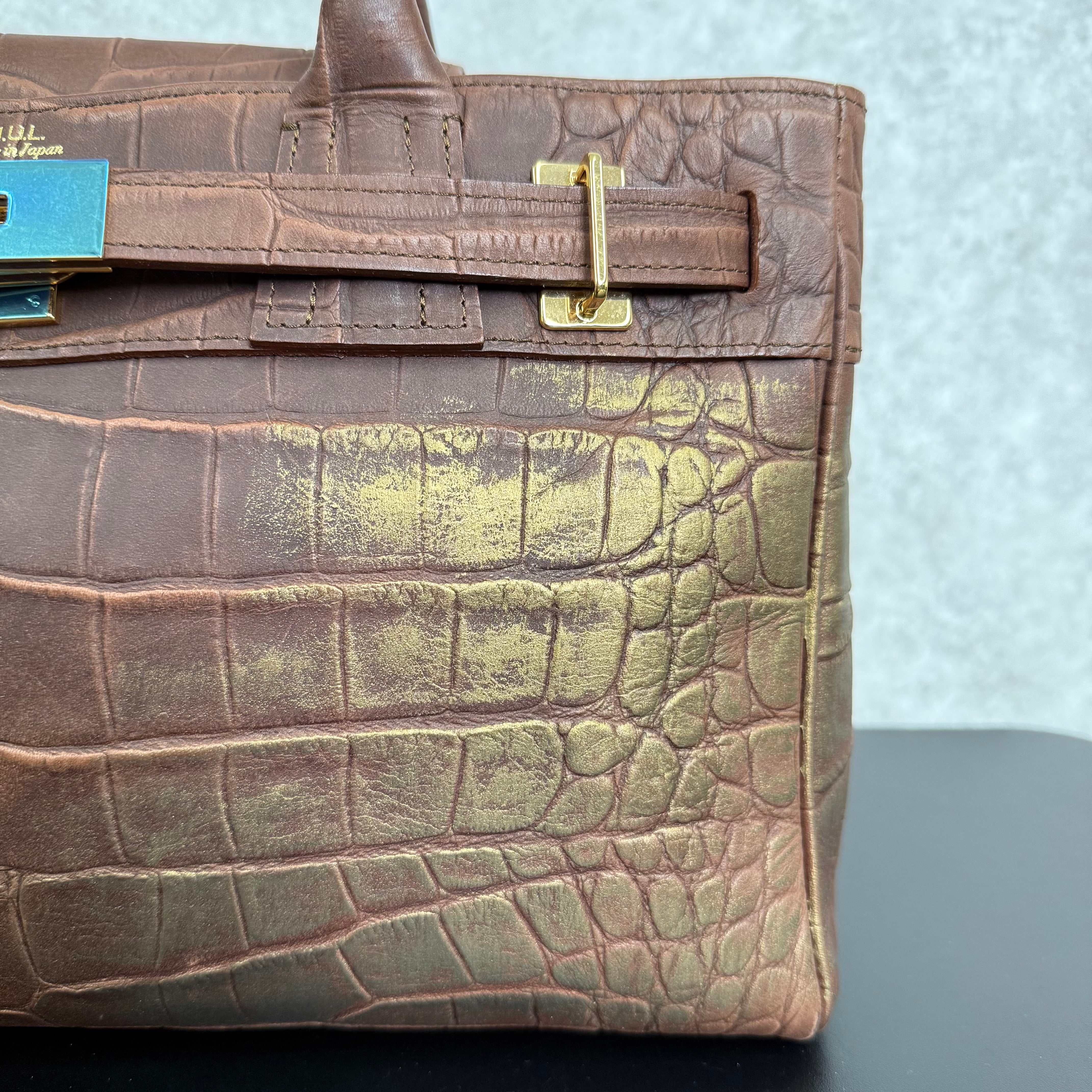 【MUL002】トートS ‐ブラウン‐ クロコダイル型押し ゴールド金具 ゴールドライン入り ※7/2〜7/12より事務所から順次発送予定