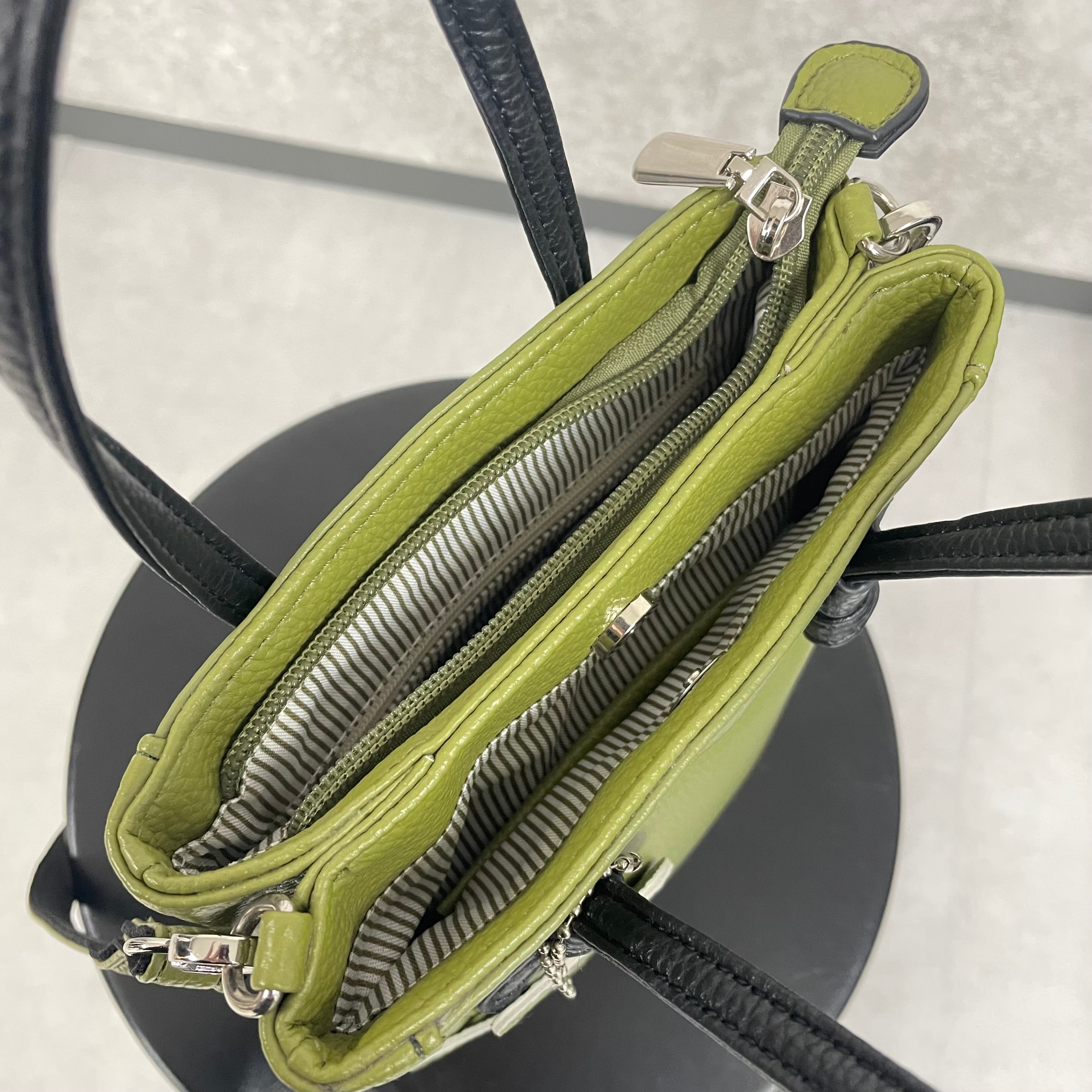 【百貨店商品🌟牛革】トップハンドルスクエアショルダー -ライムグリーン- ※3/5~3/11より順次発送予定