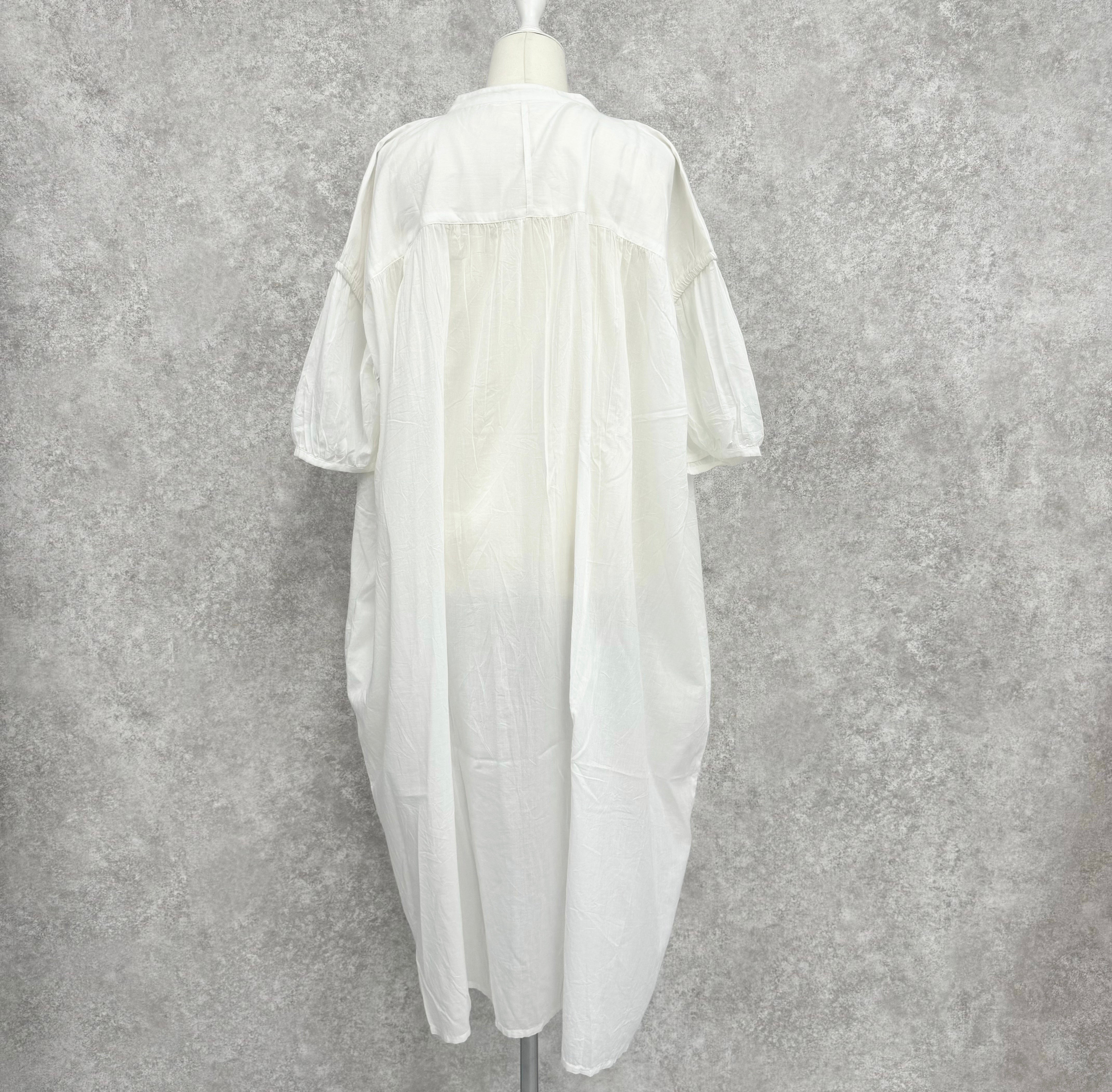 【Teracce summer SALE 】ブザムピンタックルーズワンピース -オフホワイト- ※8/27-9/2より順次発送予定