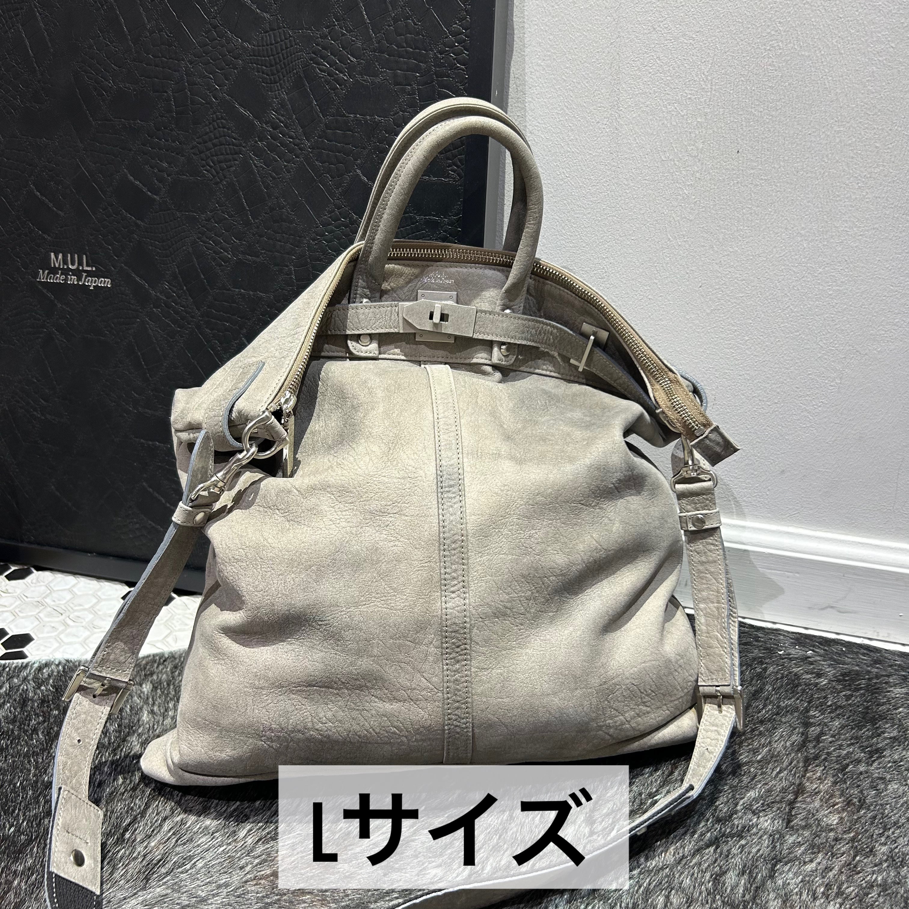 ⚠️予約【M.U.L.】stud series ヘルメットバック -エンボス グレージュ- ※R7. 6月末納品予定