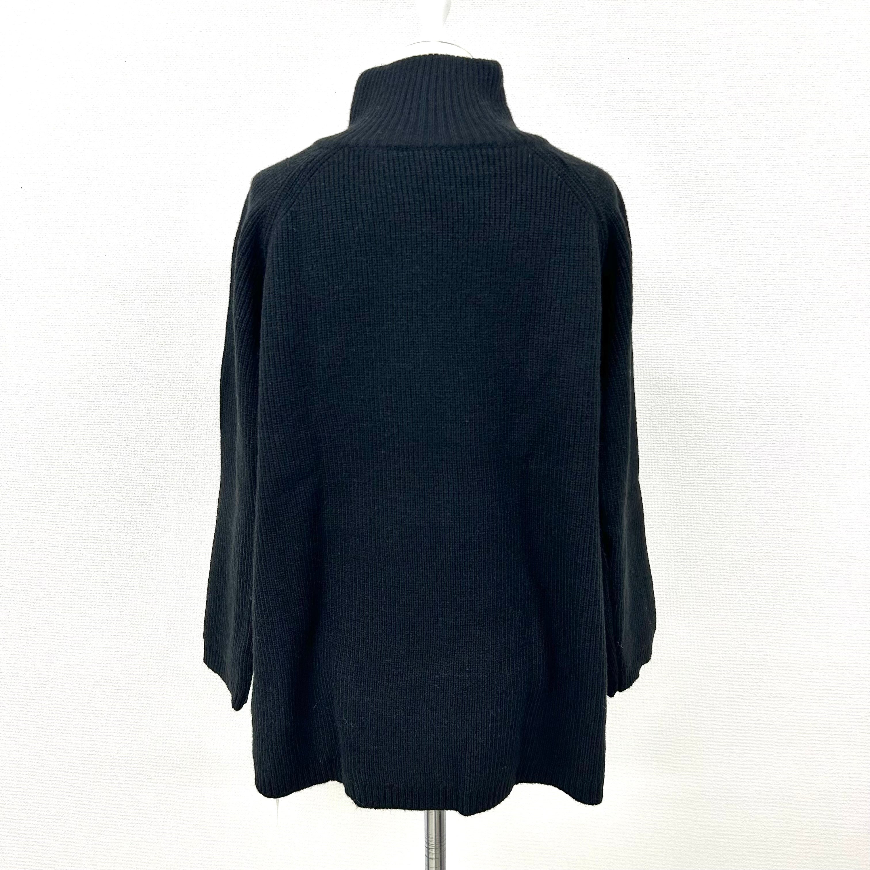 【私服シリーズ】サイドジッパーセーター -ブラック- ※12月下旬頃倉庫より配送