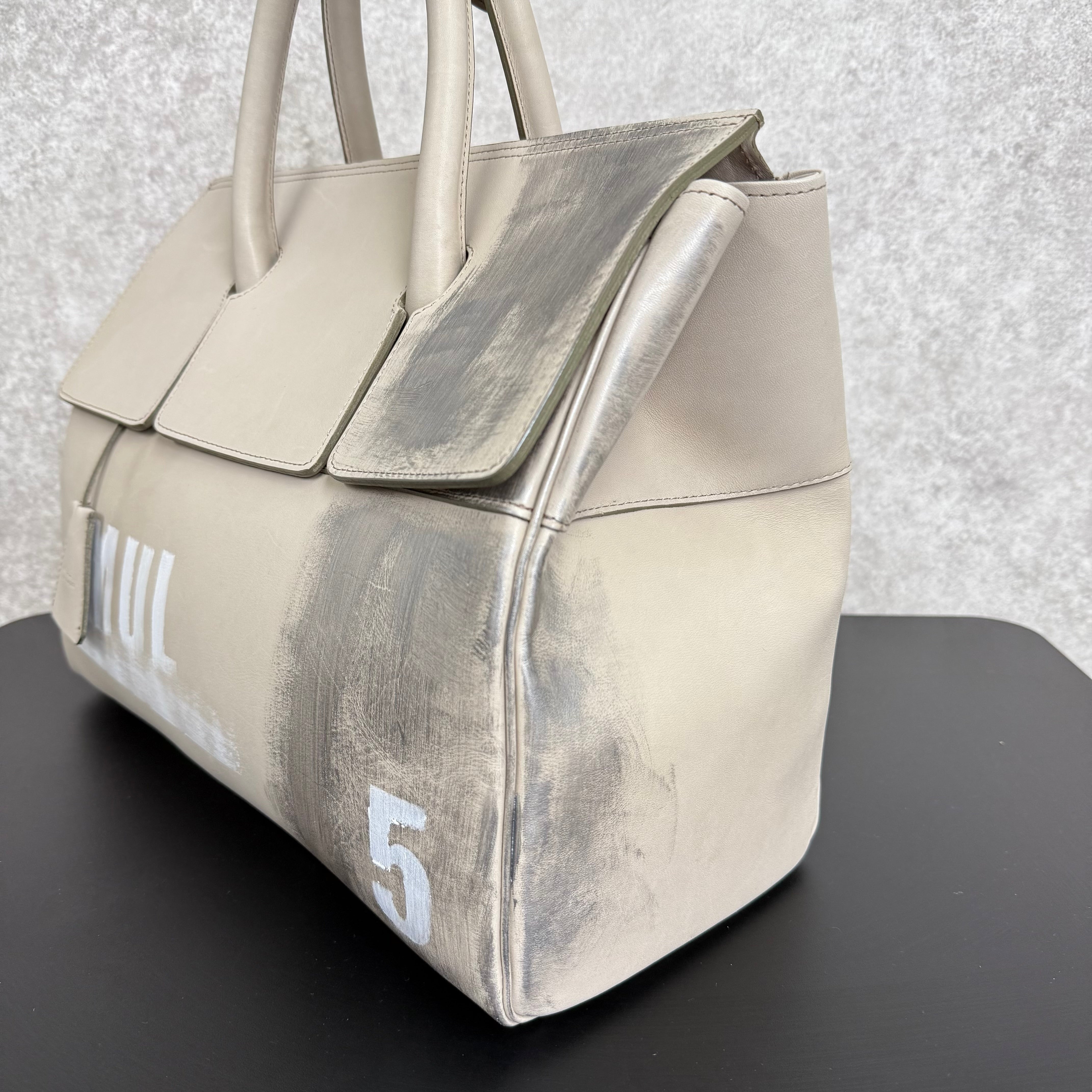 【MUL116】フラップトートM -ライトグレージュ- オイルレザー シルバーライン×MUL入り ※7/2〜7/12より事務所から順次発送予定