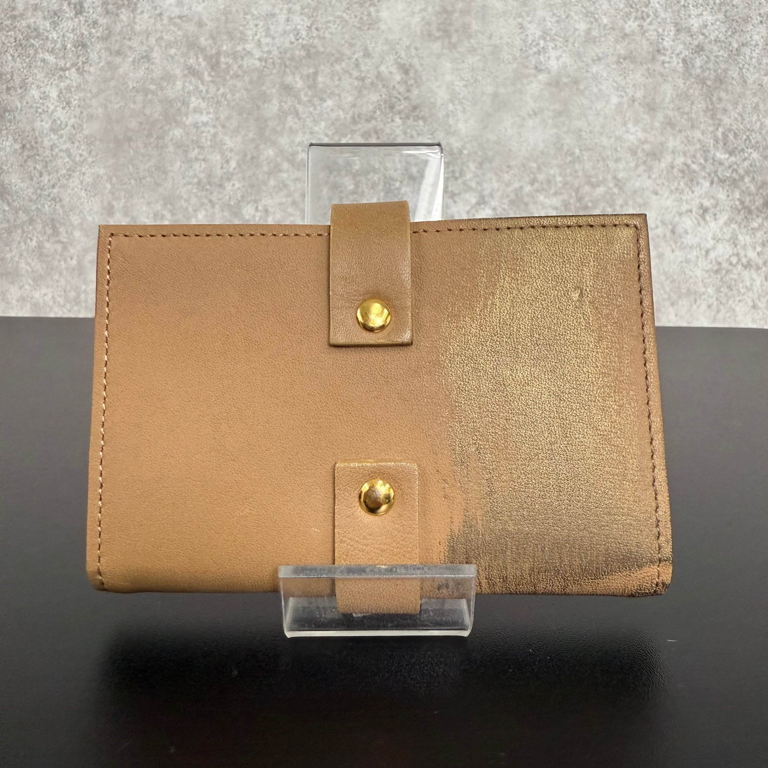 【MUL123】カードケース ‐スムースベージュ‐ ゴールド金具 ゴールドライン入り ※7/2〜7/12より事務所から順次発送予定