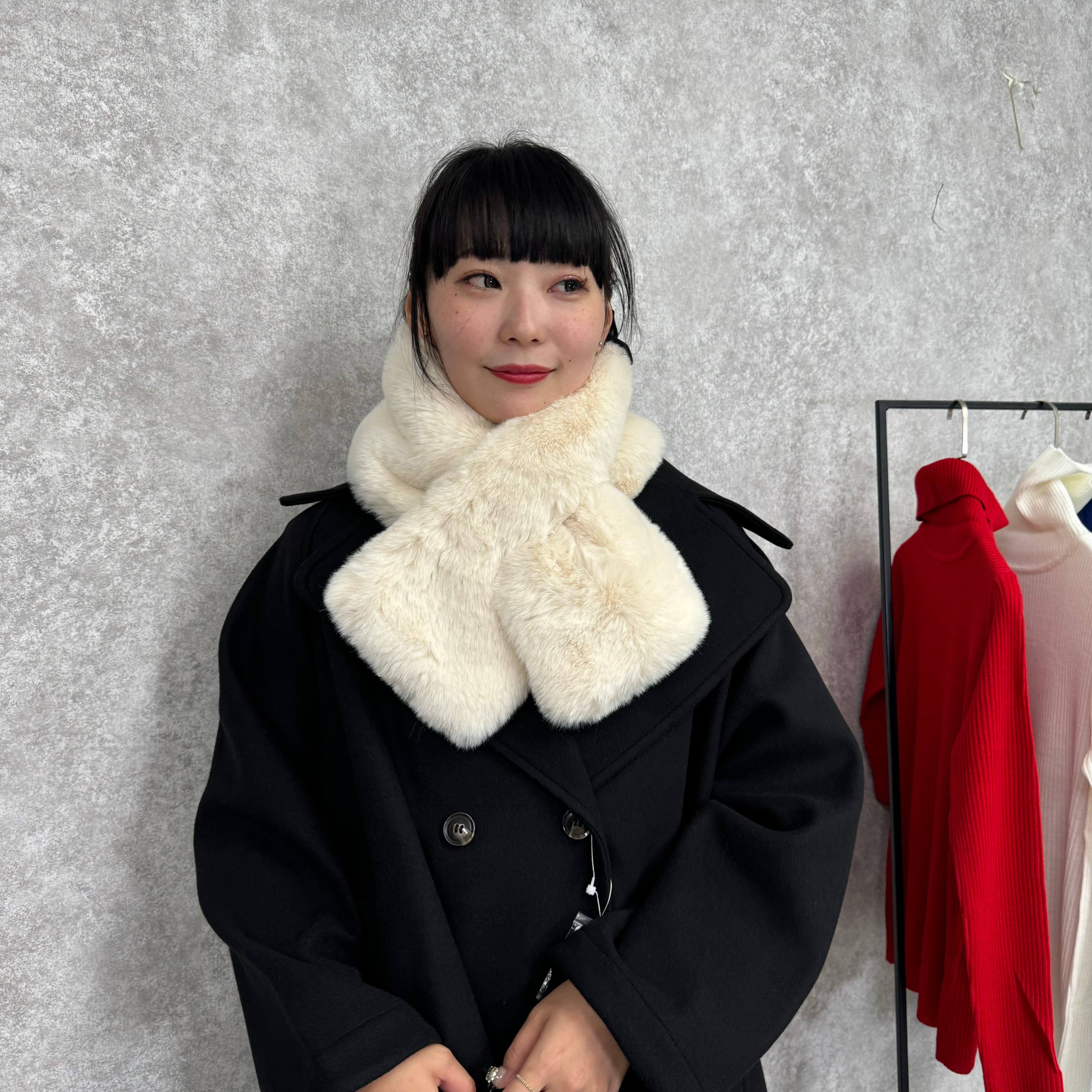 ボリュームファーティペット アイボリー ※10/22-28頃より順次発送予定