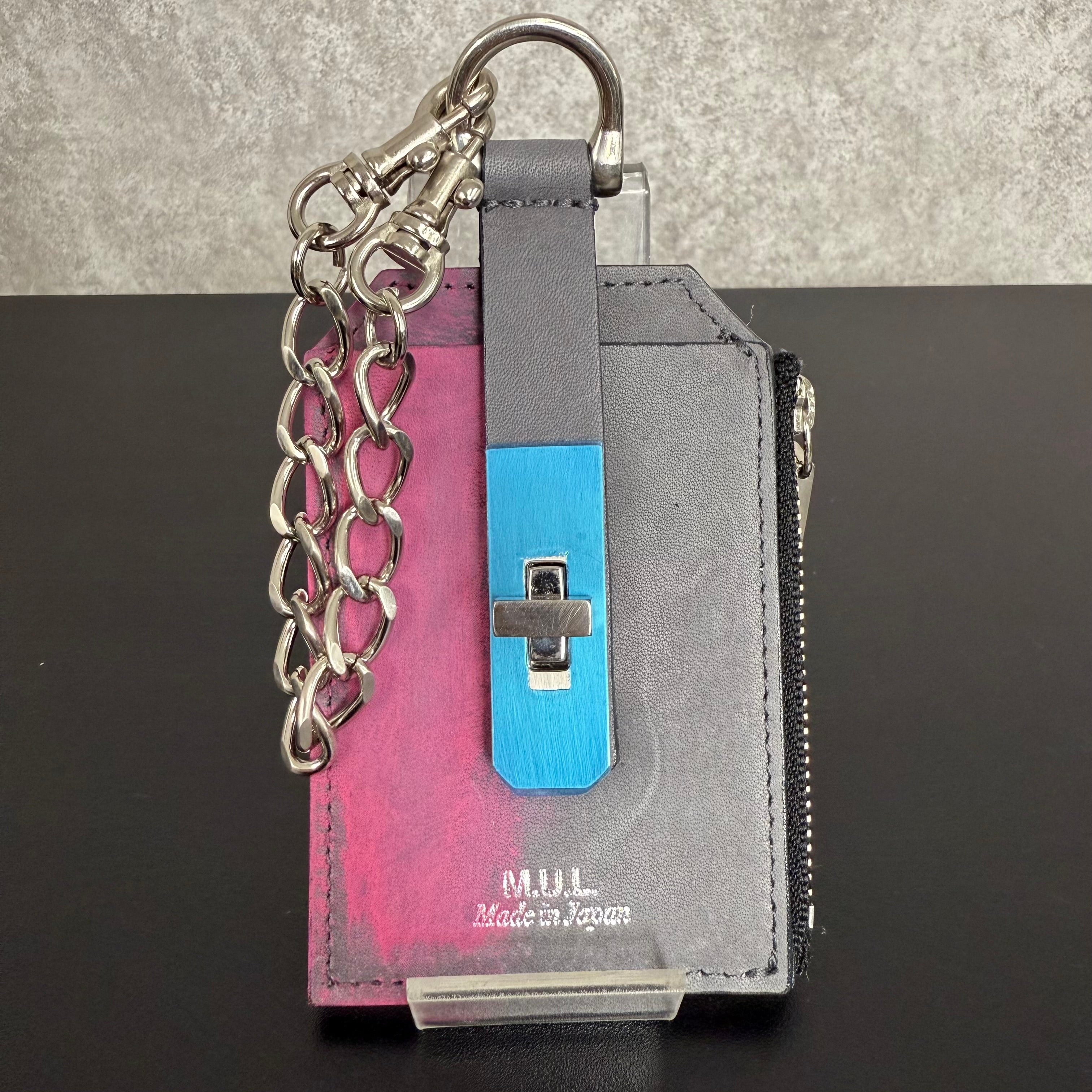 【MUL028】チェーンパスケース ‐グレー‐ オイルレザー シルバー金具 ピンクライン入り ※7/2〜7/12より事務所から順次発送予定