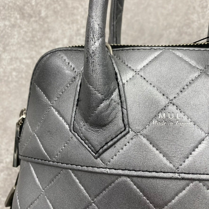 【M.U.L.】ラウンドトートS クラッキングシルバー キルティング型押し/レザーショルダー -ラインなし- ※12/17〜事務所より順次発送