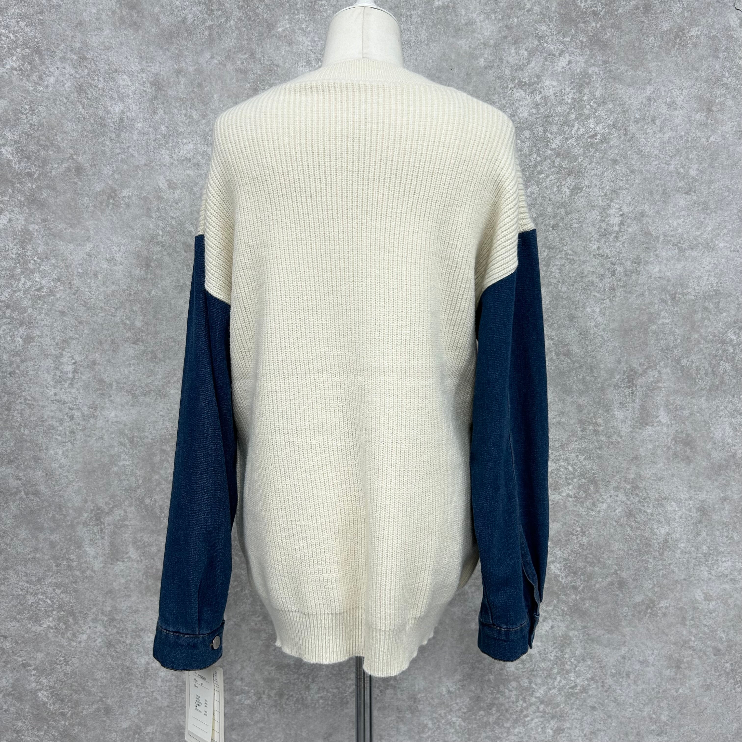 バイカラーロゴニット -オフ- ※ハンガー納品 ※3/19〜25頃より順次発送予定
