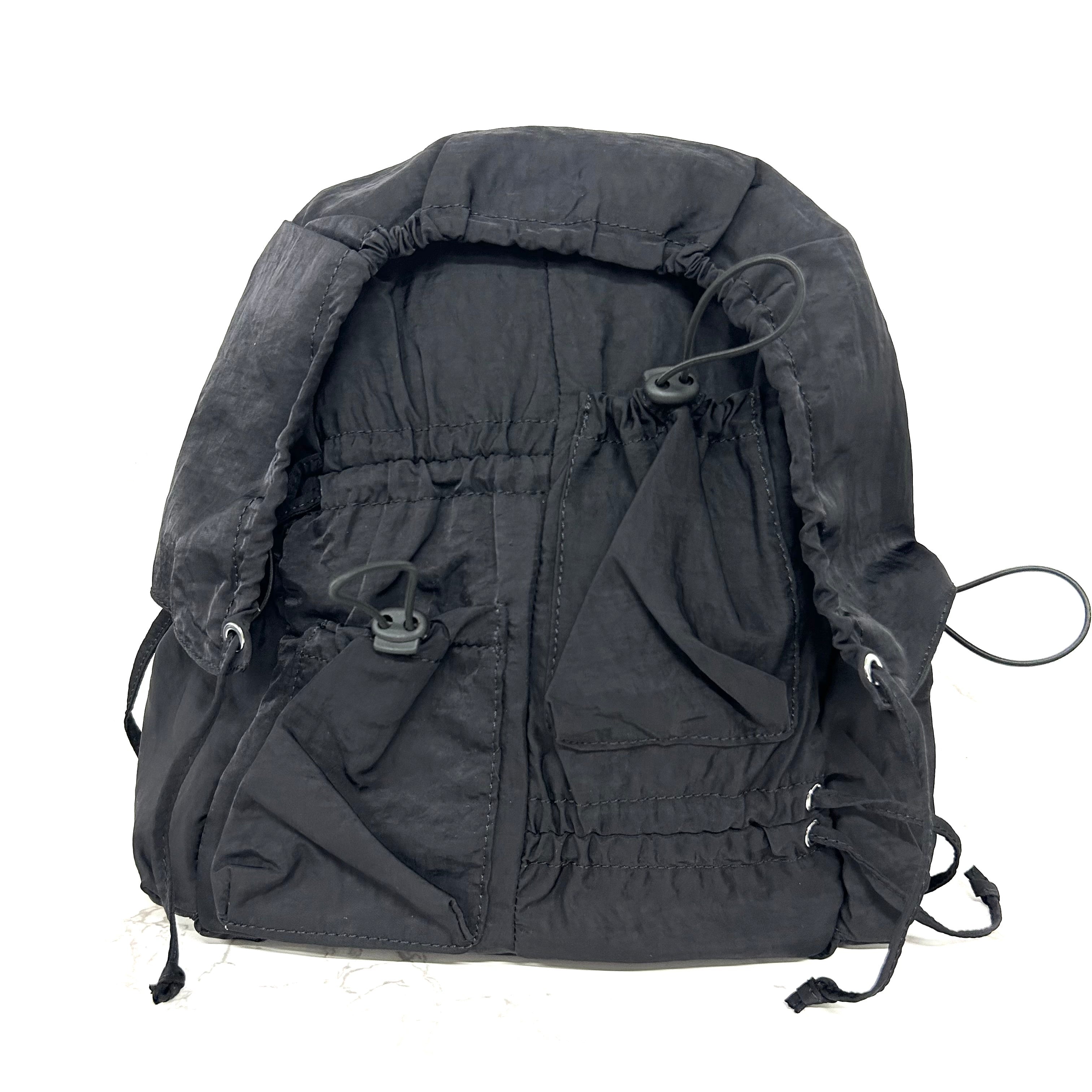 大特価!【Nb0351】ポケットデザインバックパック -ブラック- ※2週間前後で発送予定
