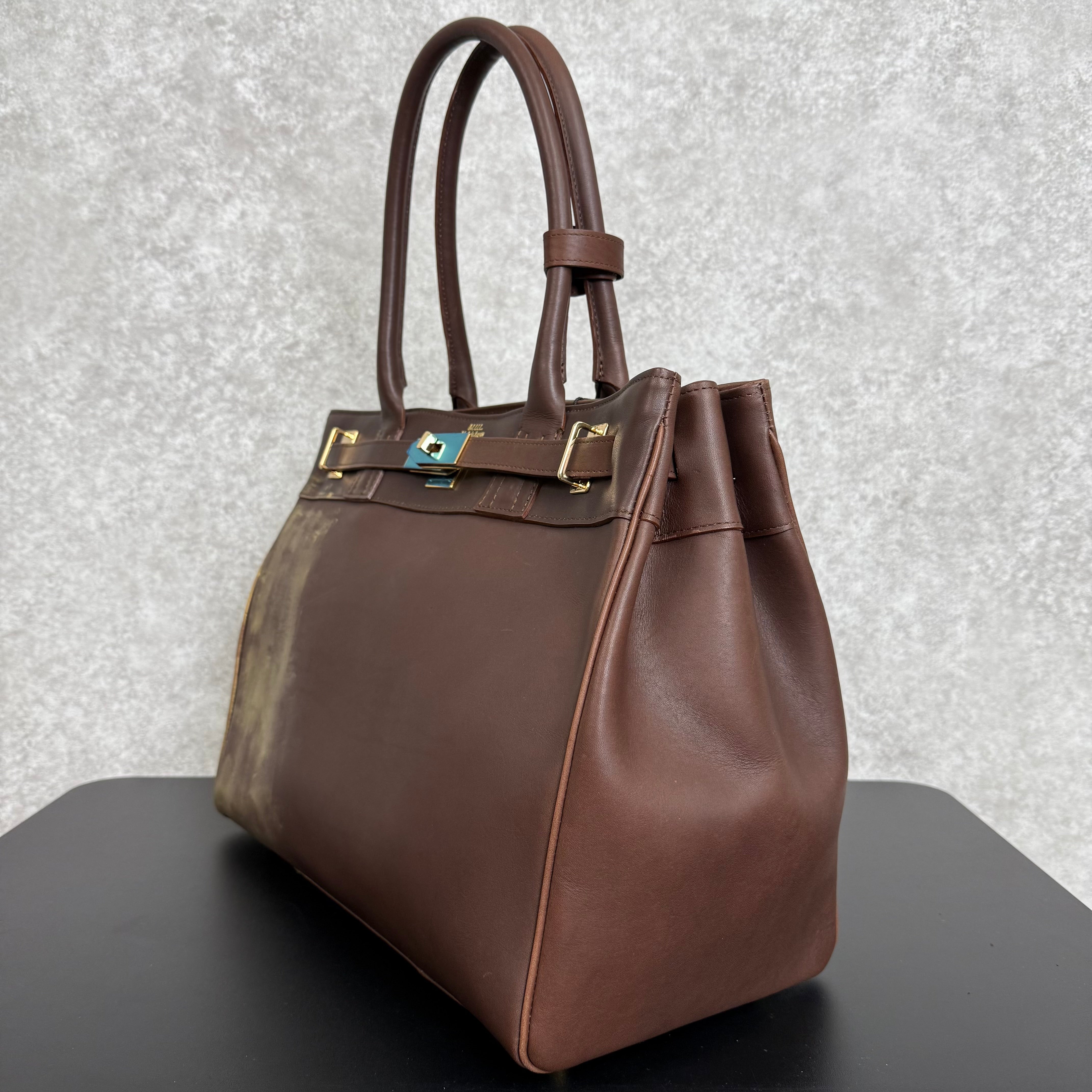 【MUL006】トートM -ブラウン- オイルレザー ゴールド金具 ゴールドライン入り ※7/2〜7/12より事務所から順次発送予定
