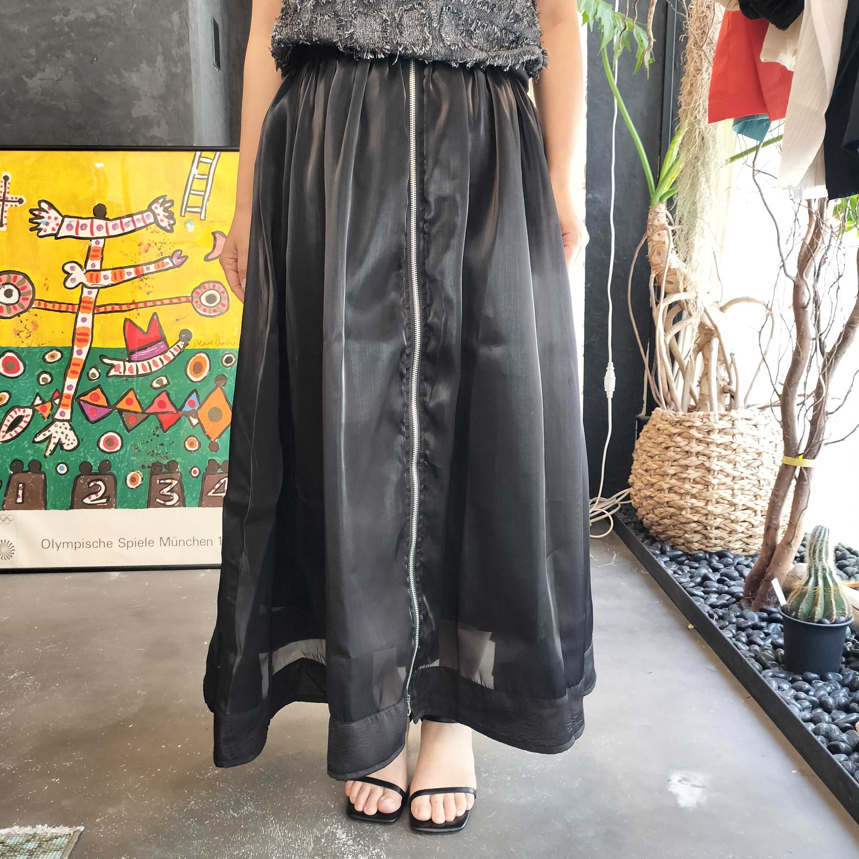 【terrace】箔オーガンジーフロントジップスカート -ブラック- ※5/28~6/3迄に順次発送予定