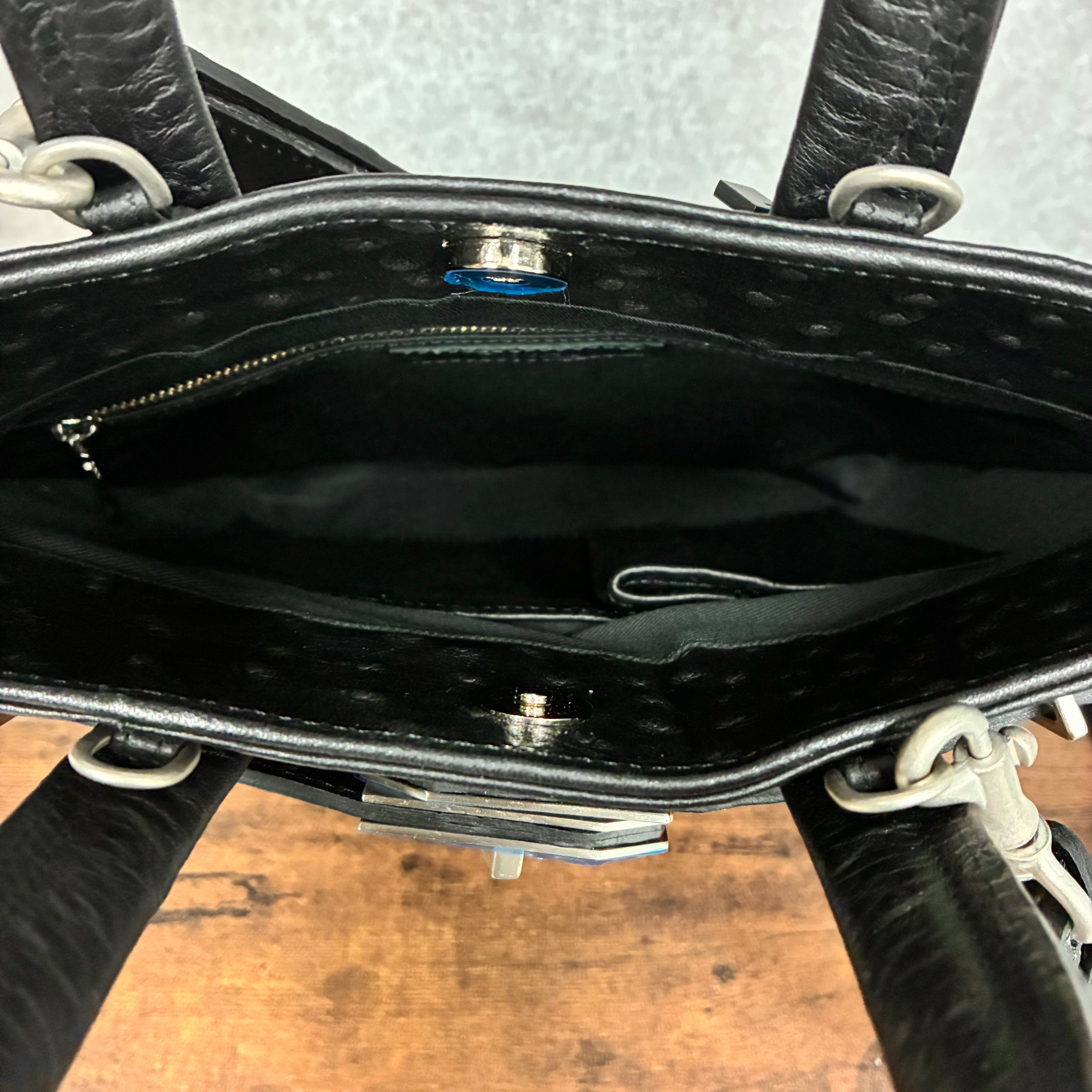 【MUL067】サコッシュS ブラック オーストリッチ型押し ※7/2〜7/12より事務所から順次発送予定