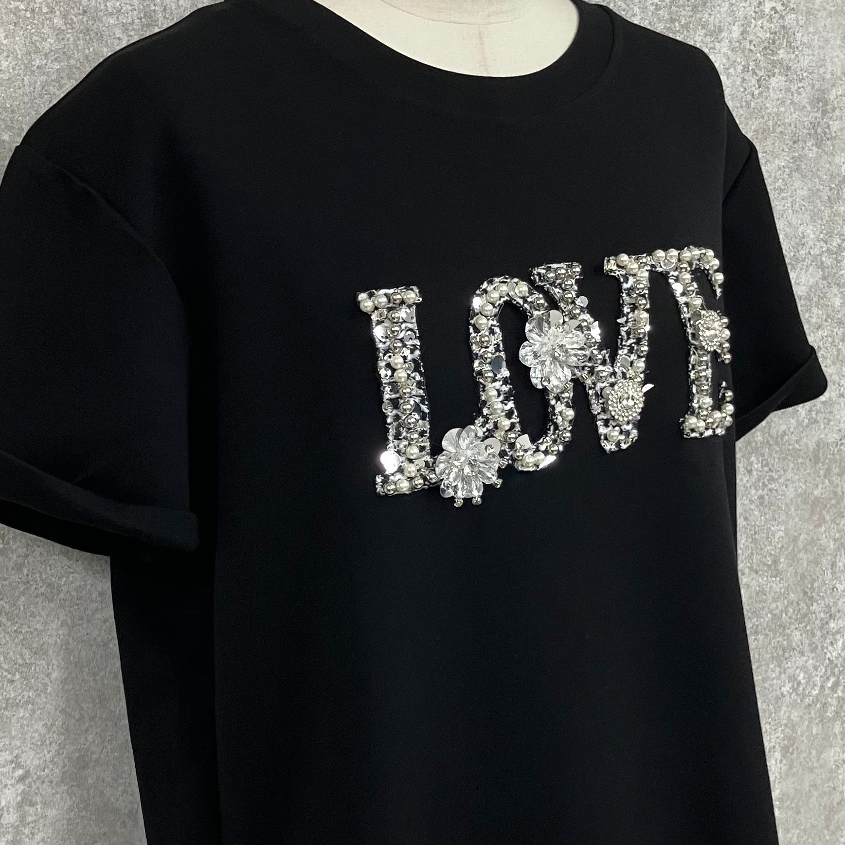 ビジューTシャツ -ブラック- ※7/16〜22迄に順次発送予定
