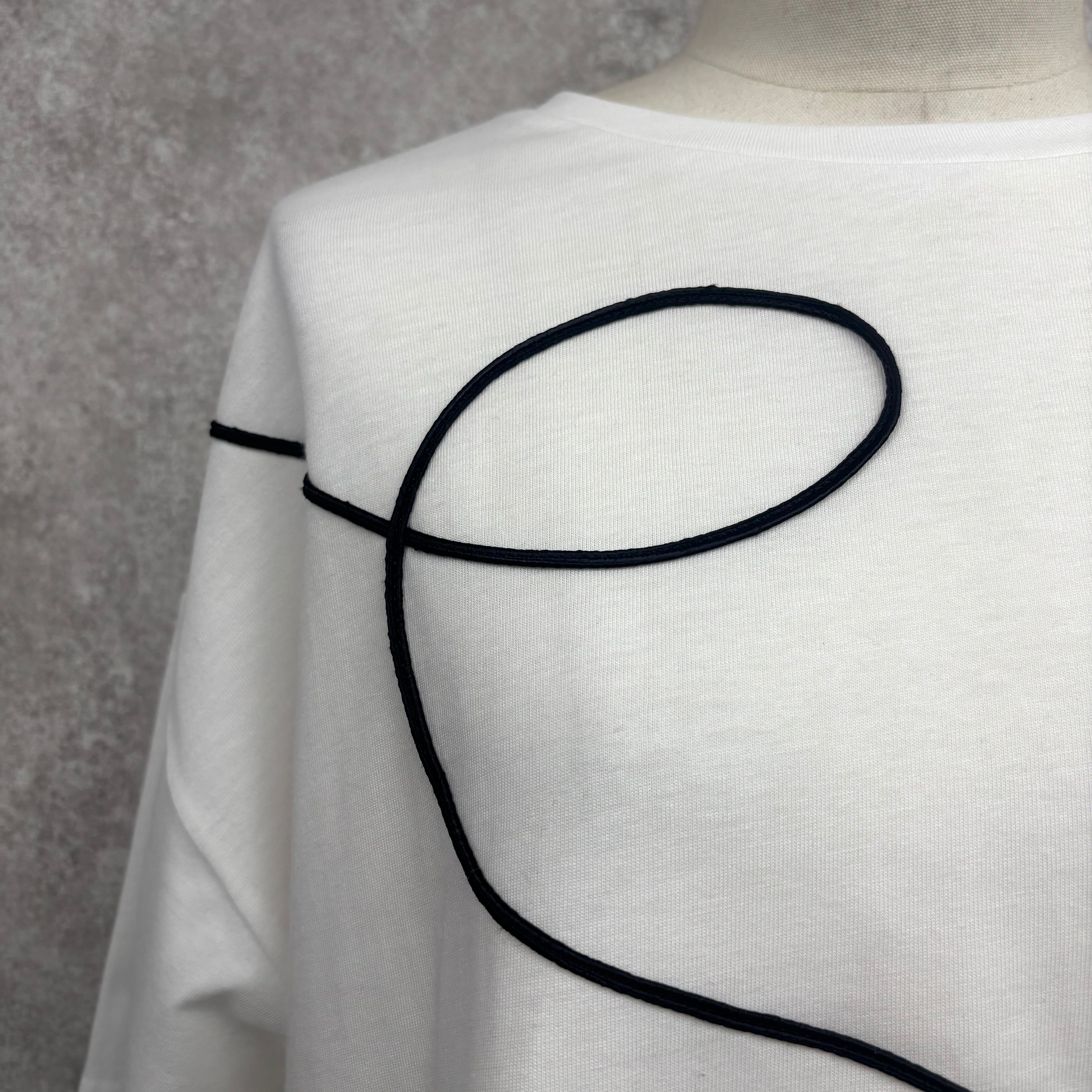 コード刺繍Tシャツ -ホワイト- ※7/30-8/5迄に順次発送予定