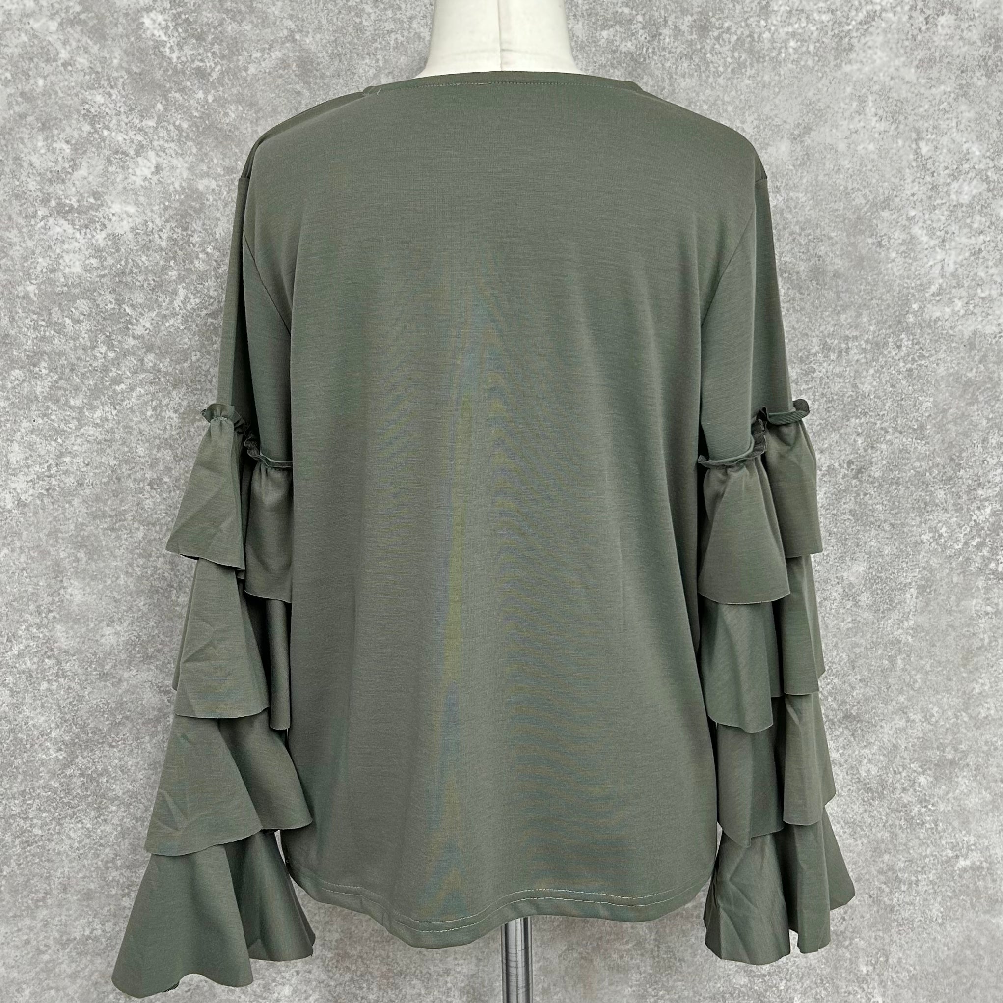 袖フリルTシャツ -カーキグレー- ※3/19~3/25迄に順次発送予定