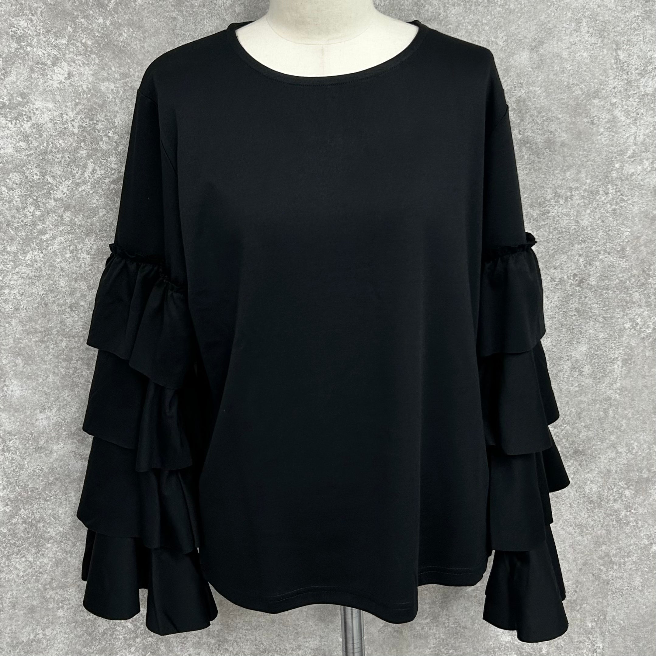 袖フリルTシャツ -ブラック- ※3/19~3/25迄に順次発送予定