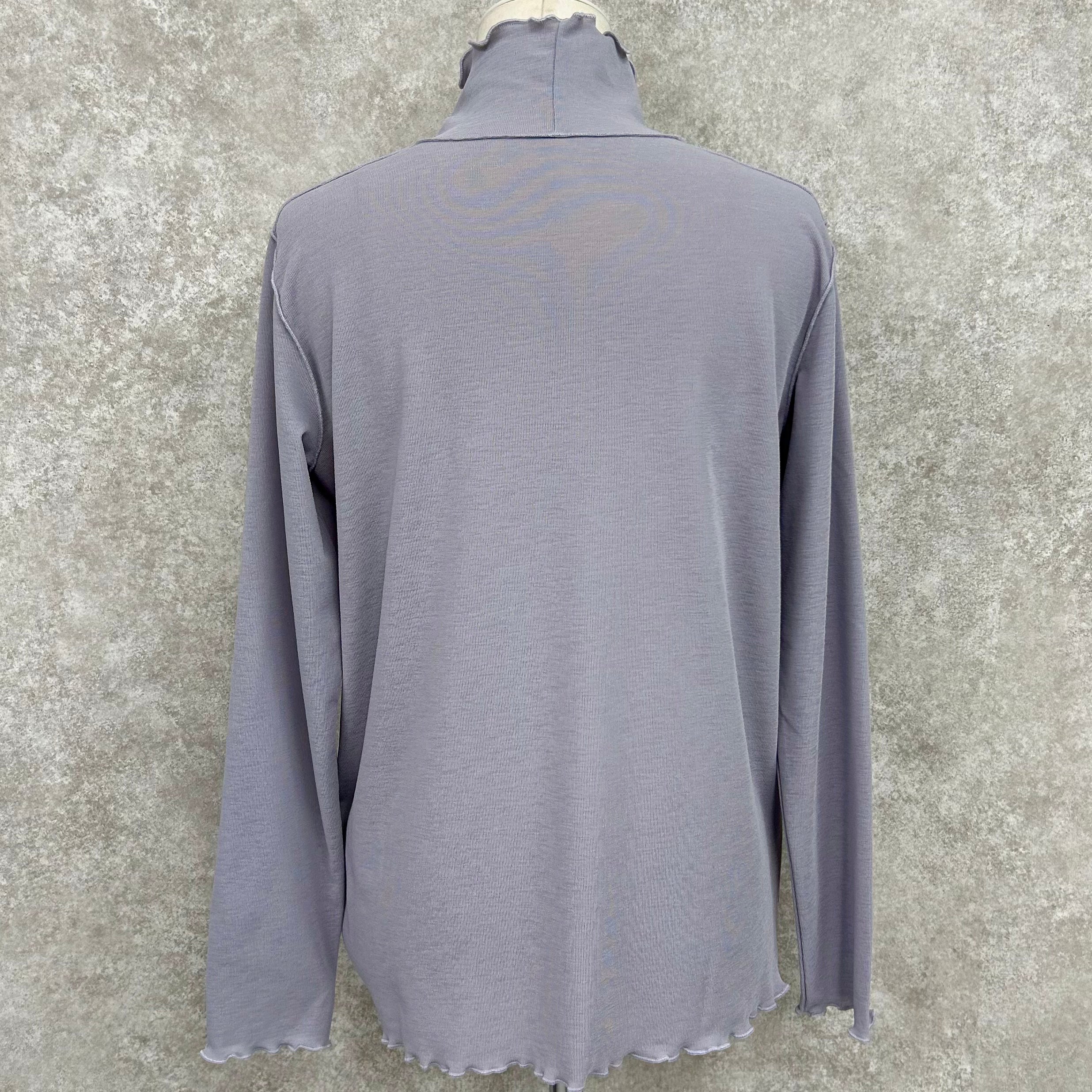 梨地メロー使いハイネックトップス -ライトグレー- ※3/26-4/1迄に順次発送予定