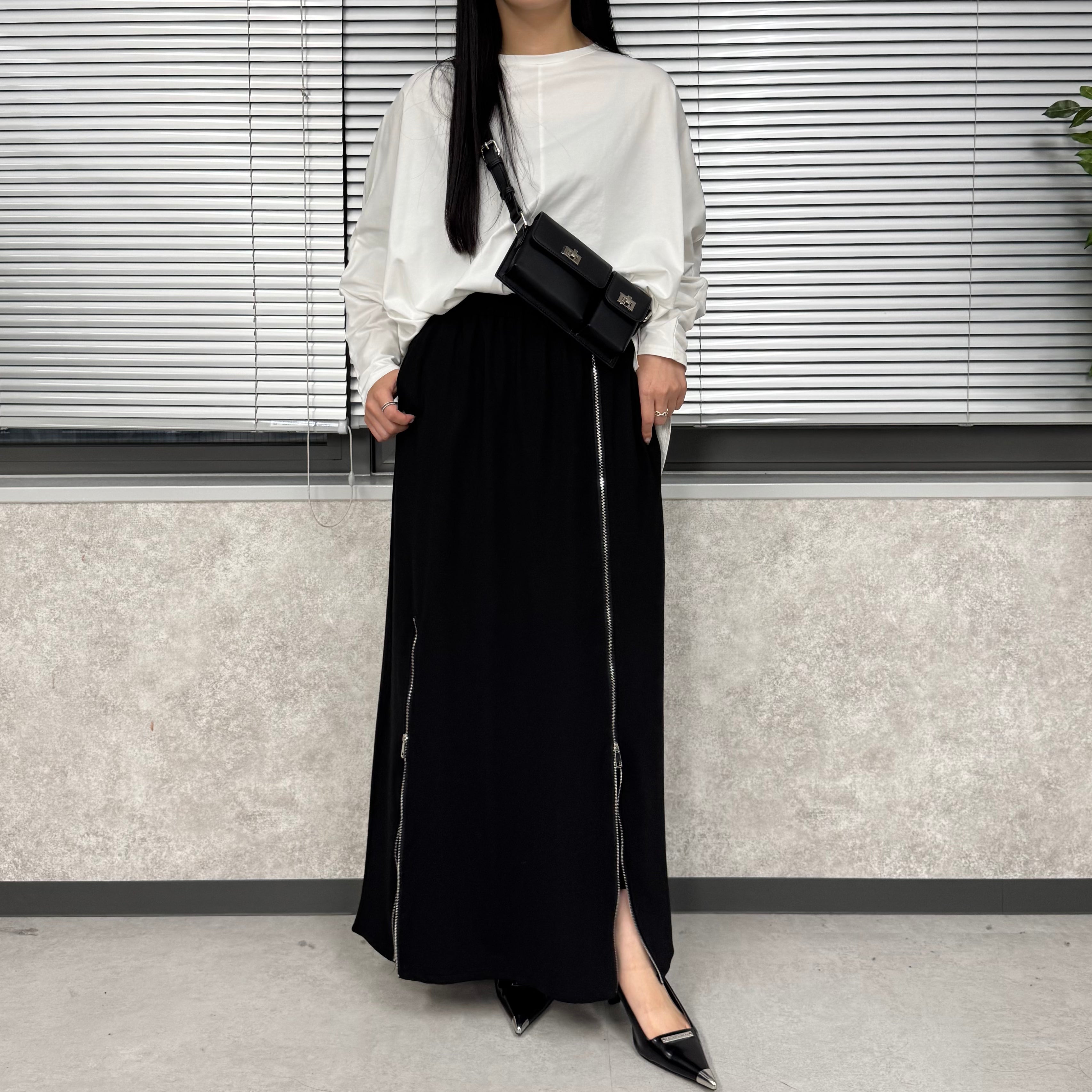 フロントジップタイトスカート -ブラック- ※6/25~7/1迄に順次発送予定