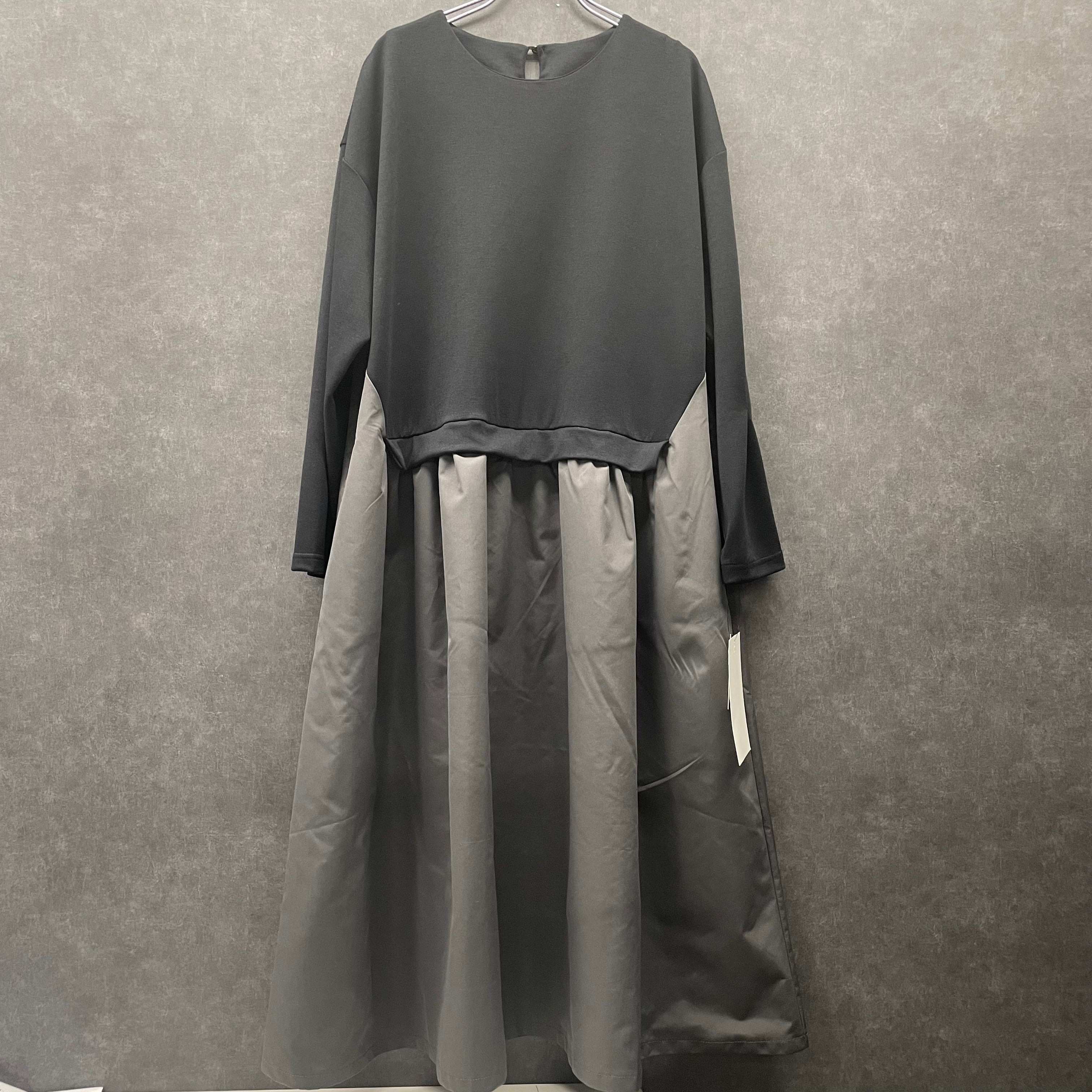【予約】切替ワンピース -ブラック- ※ハンガー納品 ※1月上旬〜中旬頃より順次発送予定