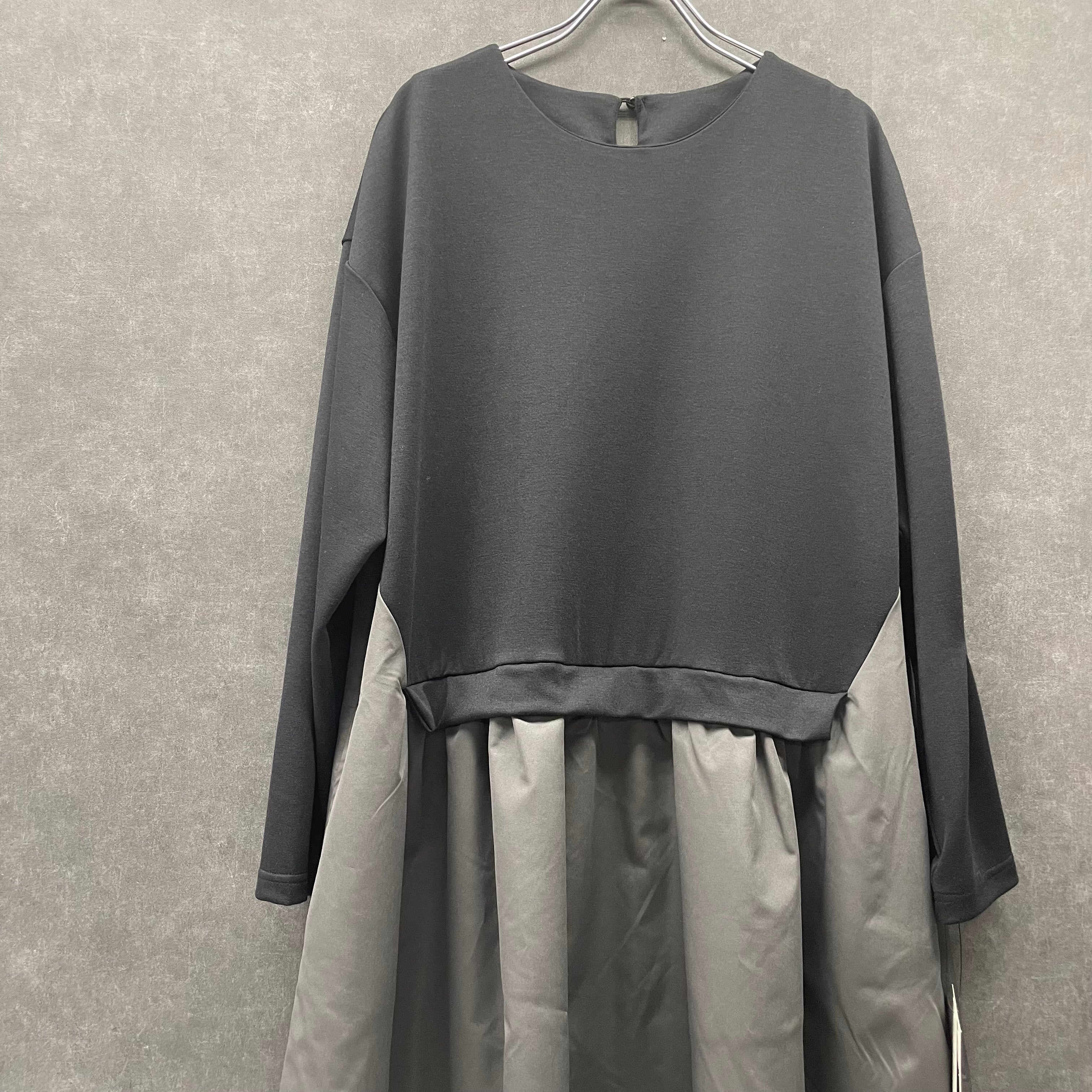 【予約】切替ワンピース -ブラック- ※ハンガー納品 ※1月上旬〜中旬頃より順次発送予定