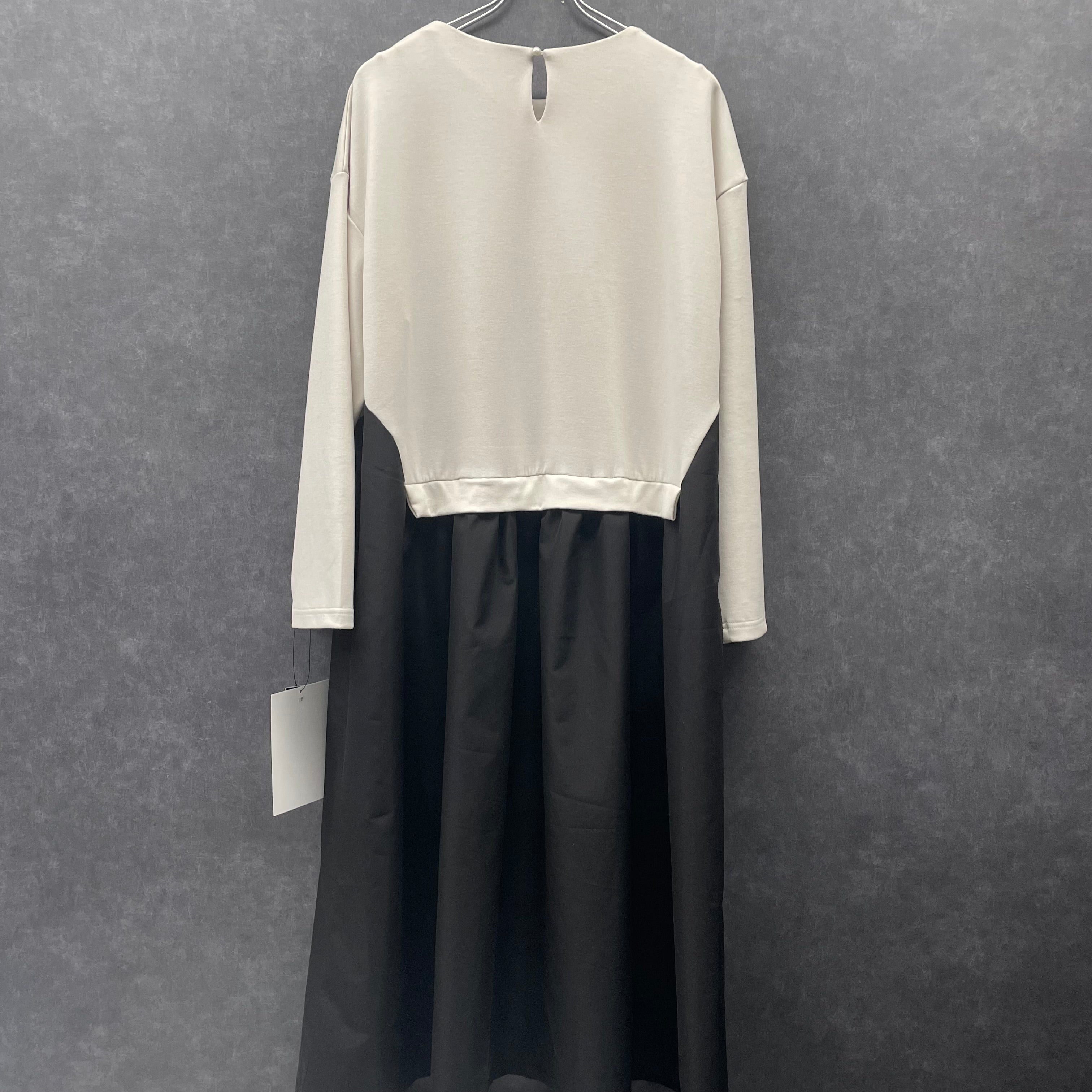 【予約】切替ワンピース -ベージュ- ※ハンガー納品 ※1月上旬〜中旬頃より順次発送予定