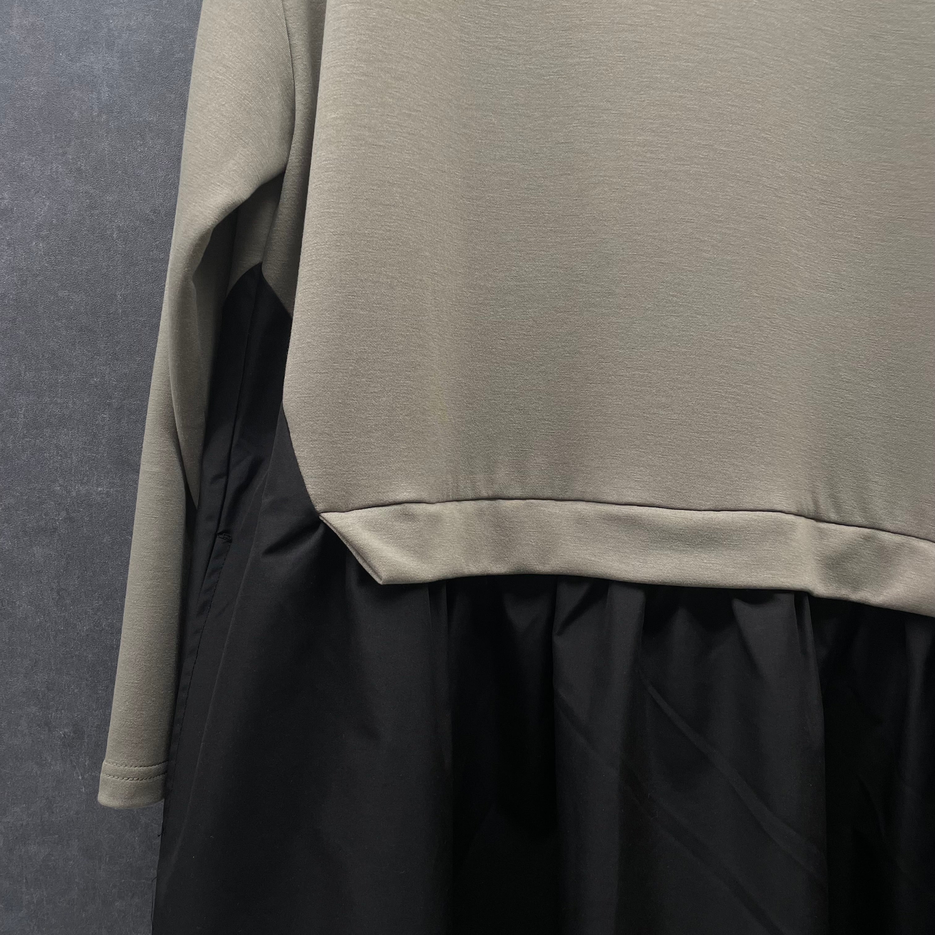 【予約】切替ワンピース -カーキ- ※ハンガー納品 ※1月上旬〜中旬頃より順次発送予定