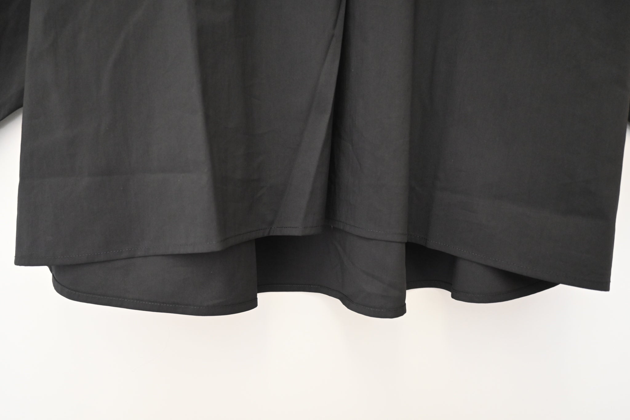 【広告の品🉐】スキッパーブラウス -ブラック- ※1/14~20頃より順次配送予定