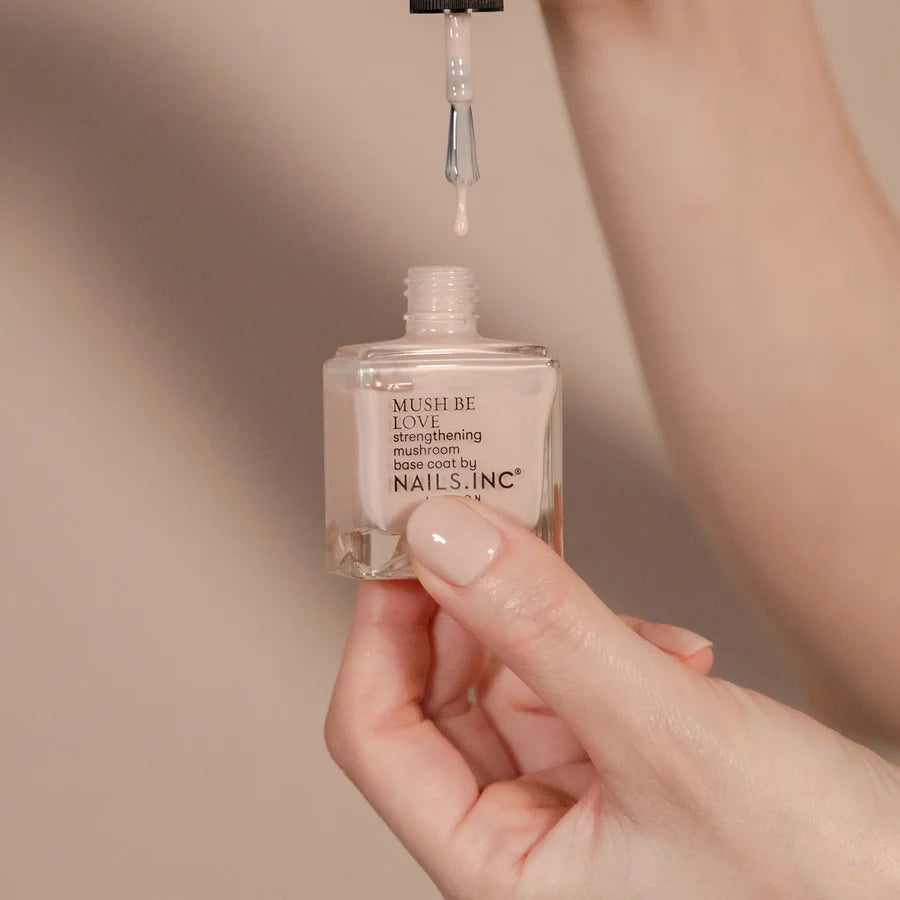 【NAILSINC】33 MUSH BE LOVE Treatment Base Coat ※5/28-6/3より順次発送