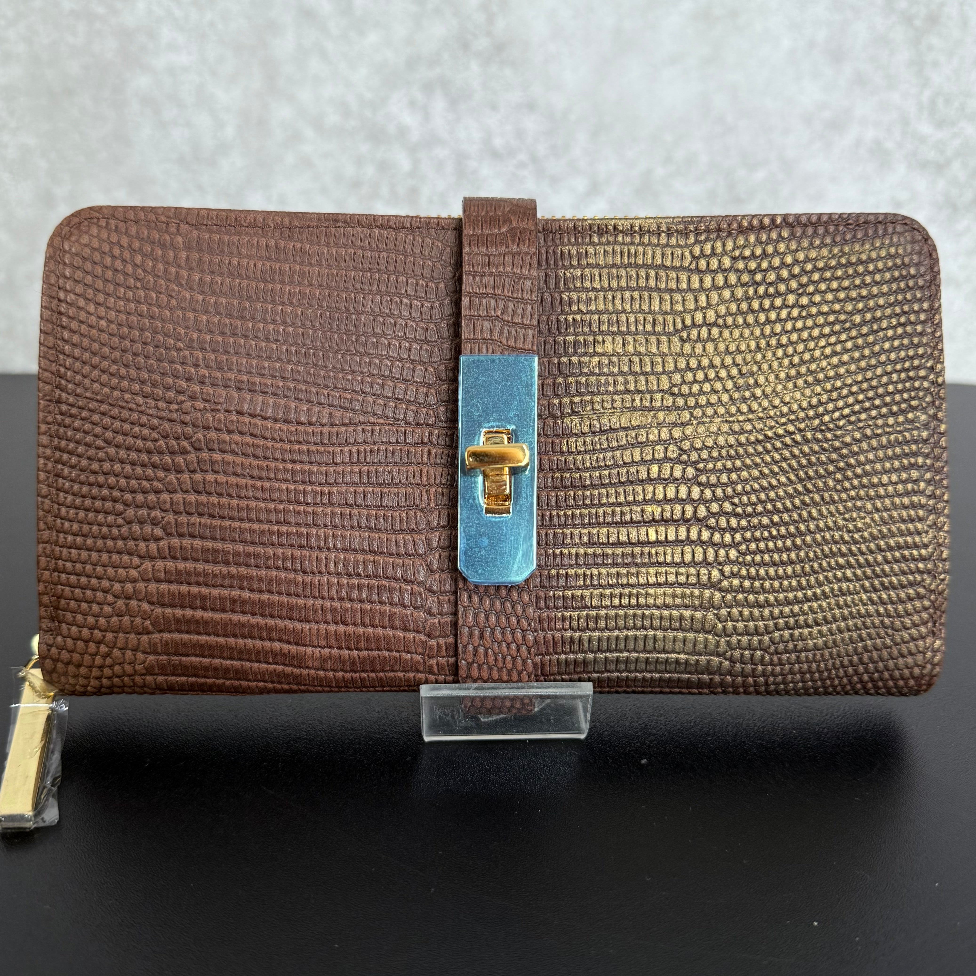 【MUL009】ラウンドロングウォレット　‐ブラウン‐　リザード型押し　ゴールド金具　ゴールドライン入り　※7/2〜7/12より事務所から順次発送予定