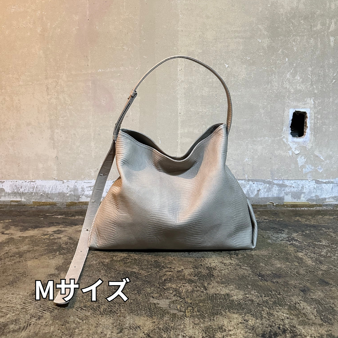 ⚠️予約【M.U.L.】テールショルダー -グレージュ-　※R7. 6月末納品予定
