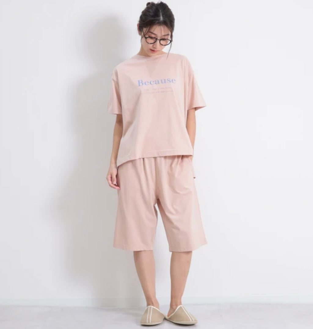 巾着付き半袖ロゴ上下セット-ピンク-　Because   ※8/27-9/2より順次配送予定