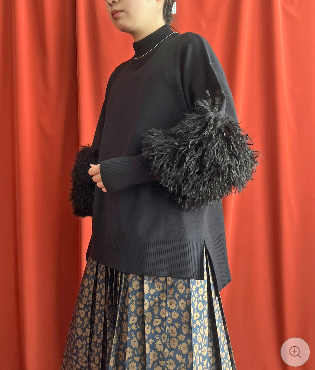 【LHELBIE】ファースリーブニットトップス  -ブラック-　※10/22-28頃より順次配送予定