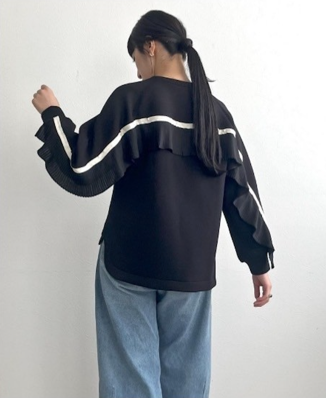 【 LHELBIE】バックフリルダンボールトップス　- ブラック-　※12/17~23頃より順次発送予定